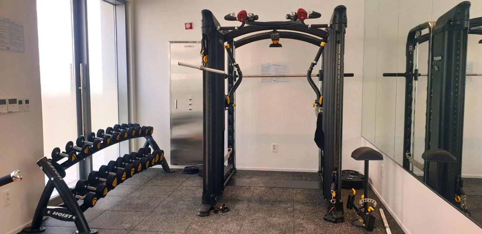 Fitness centre/facilities in WAVEM HOTEL East