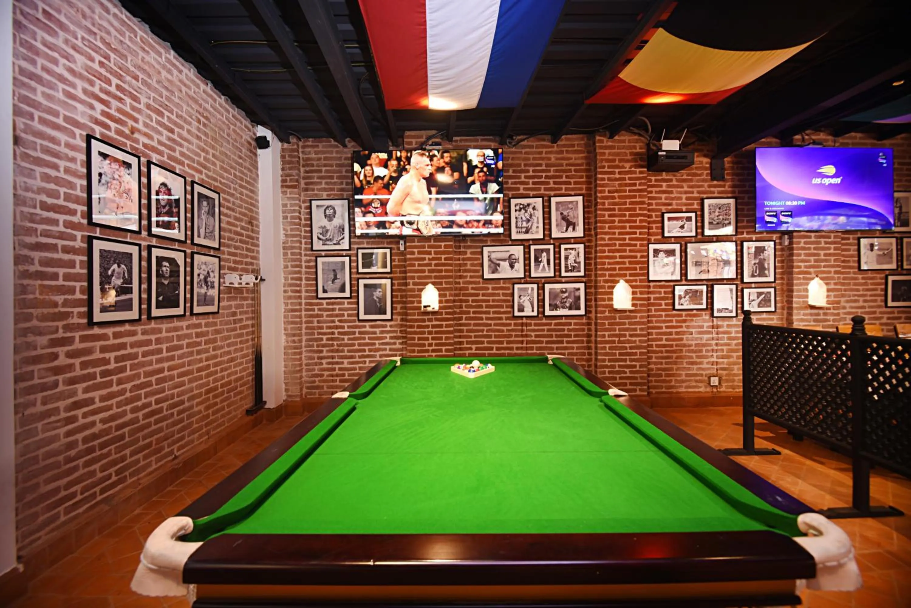 Restaurant/places to eat in Skye Inn Kathmandu