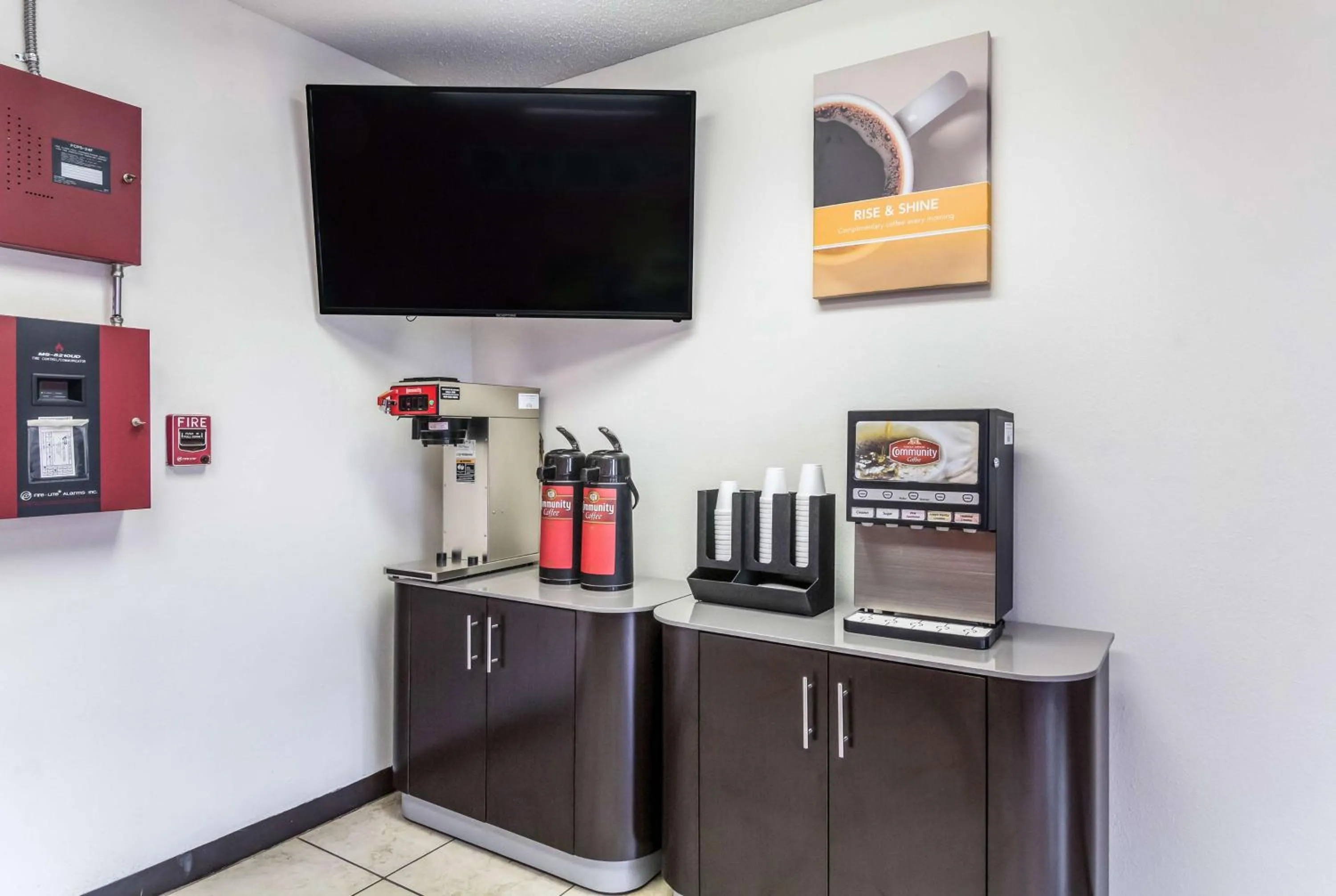 Coffee/tea facilities in Motel 6-Gulf Shores, AL