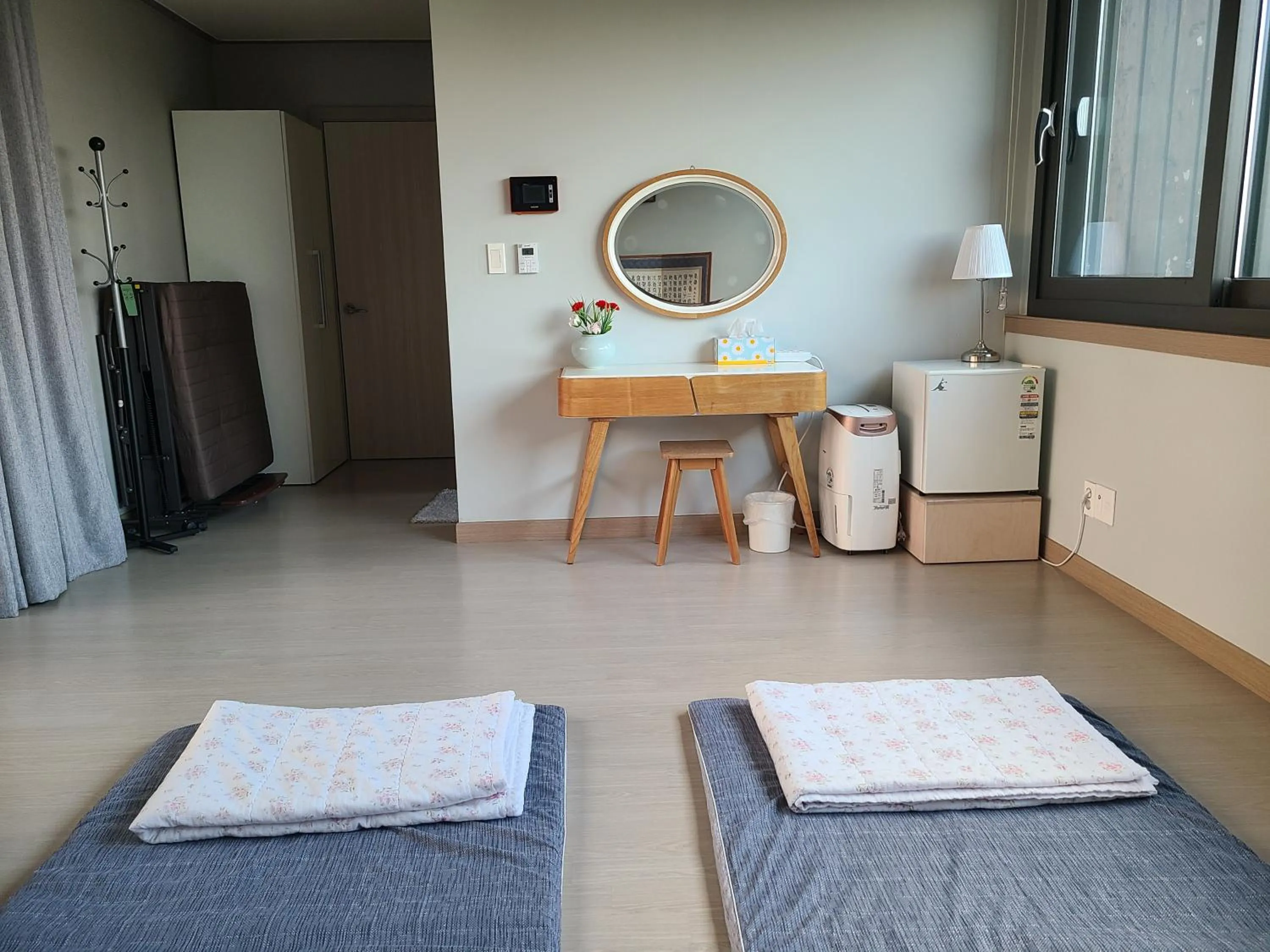 Decorative detail in Coogee Holiday