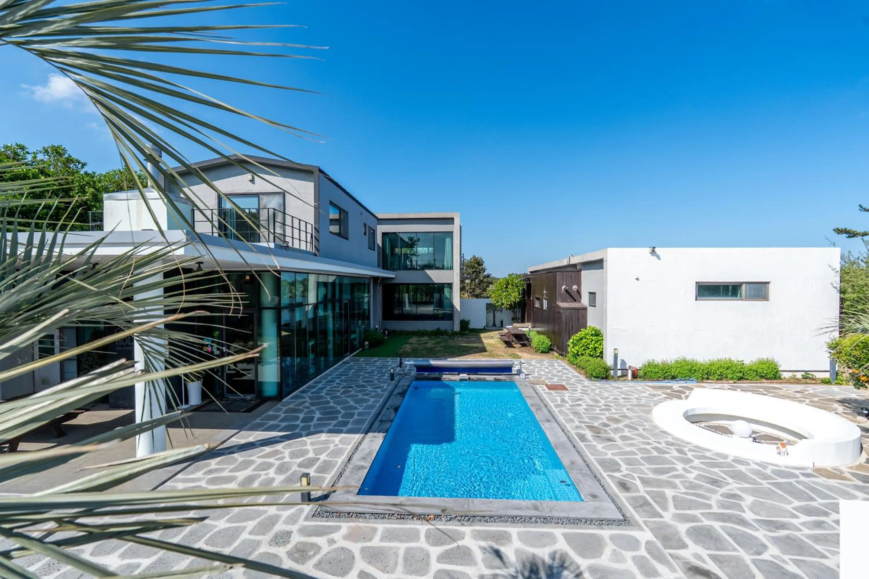 Property building in Coogee Holiday