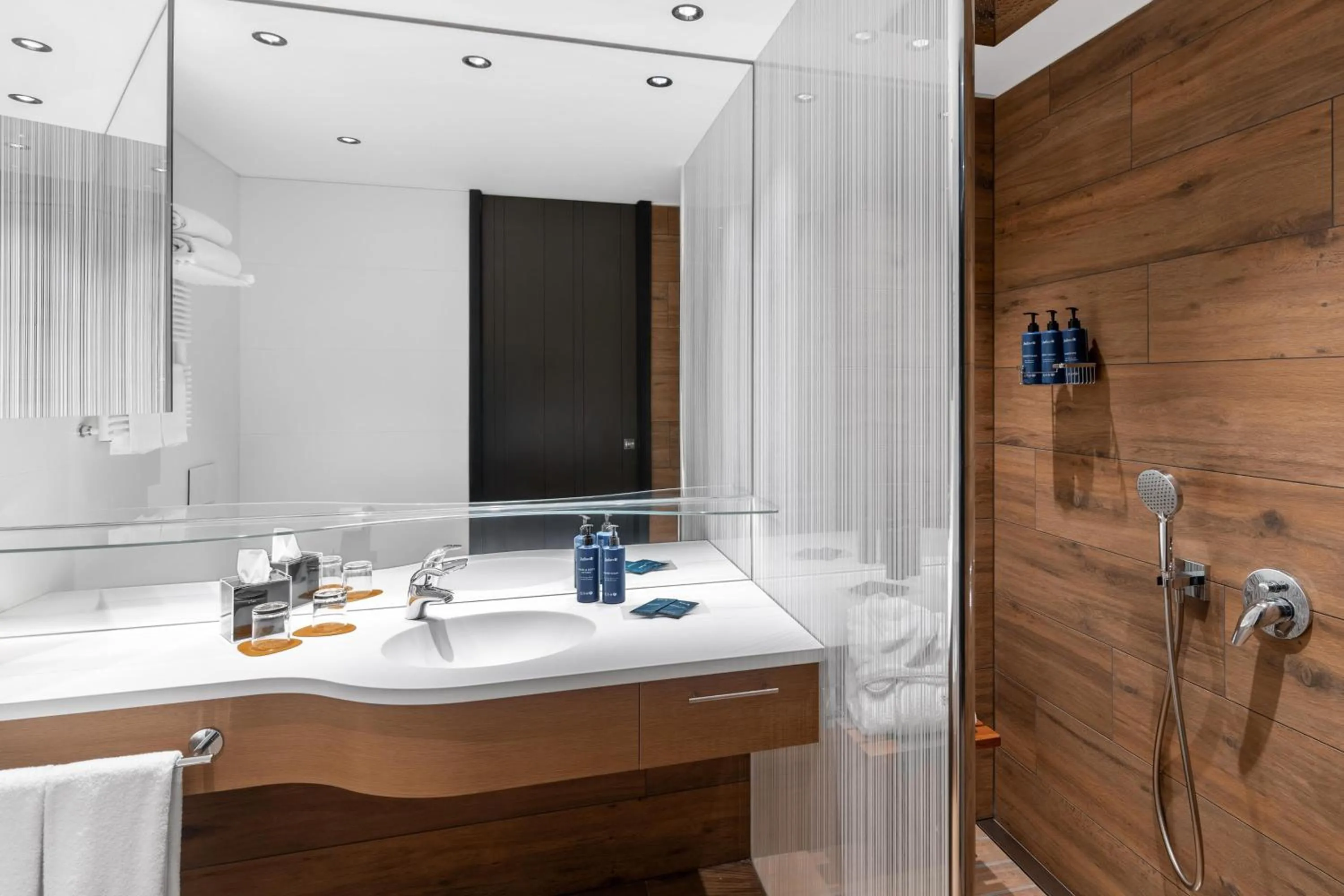 Bathroom in Radisson Blu Hotel, Bergamo ChorusLife