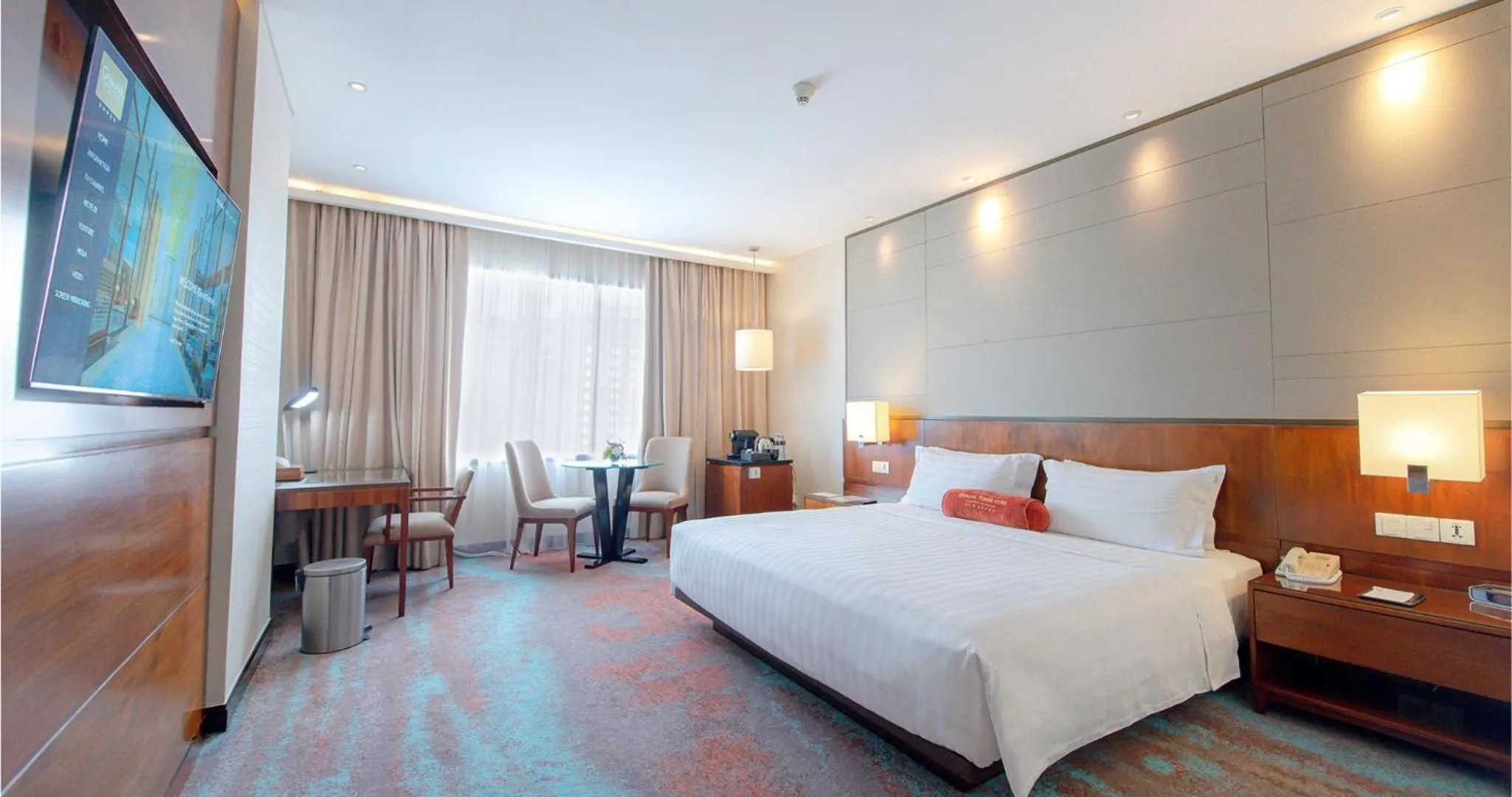 Bedroom, Bed in Gumaya Tower Hotel