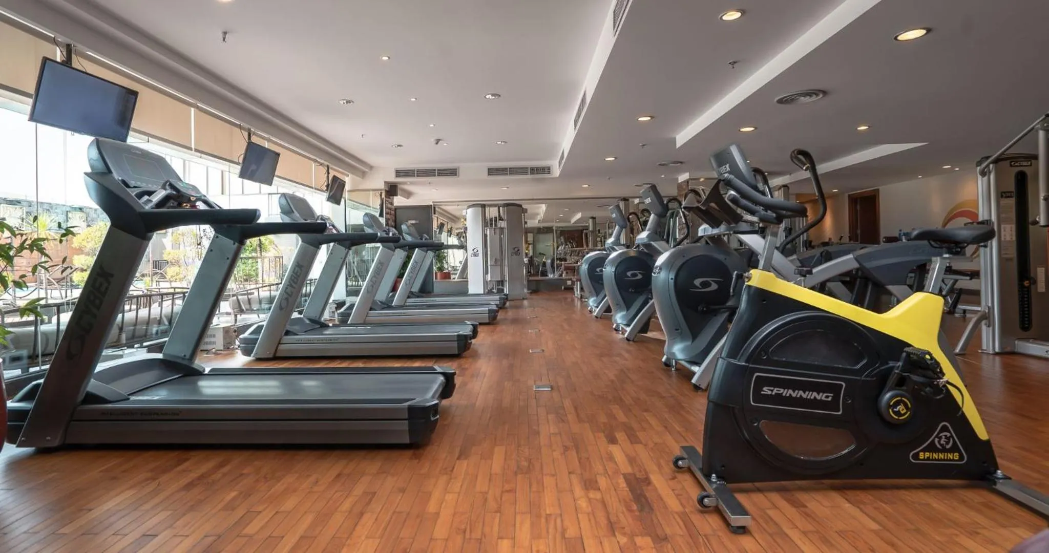 Fitness centre/facilities in Gumaya Tower Hotel