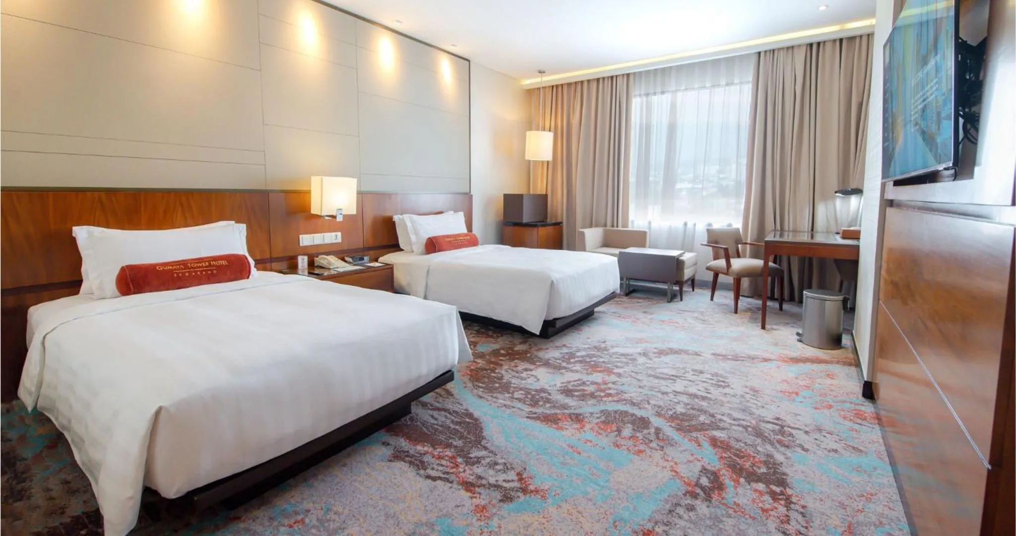 Bedroom, Bed in Gumaya Tower Hotel