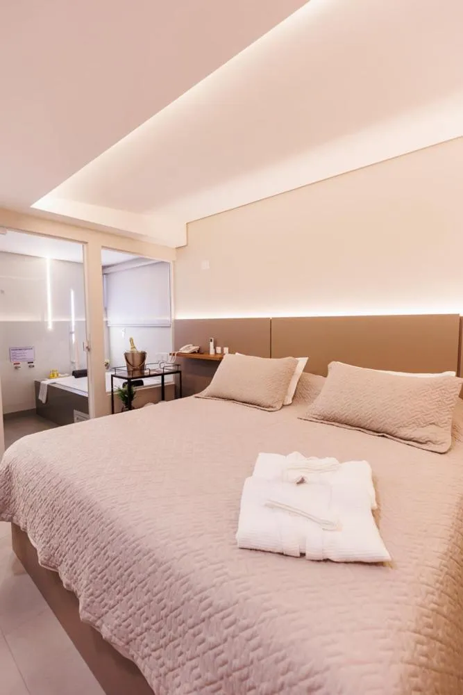 Bedroom, Bed in Tonello Business Hotel