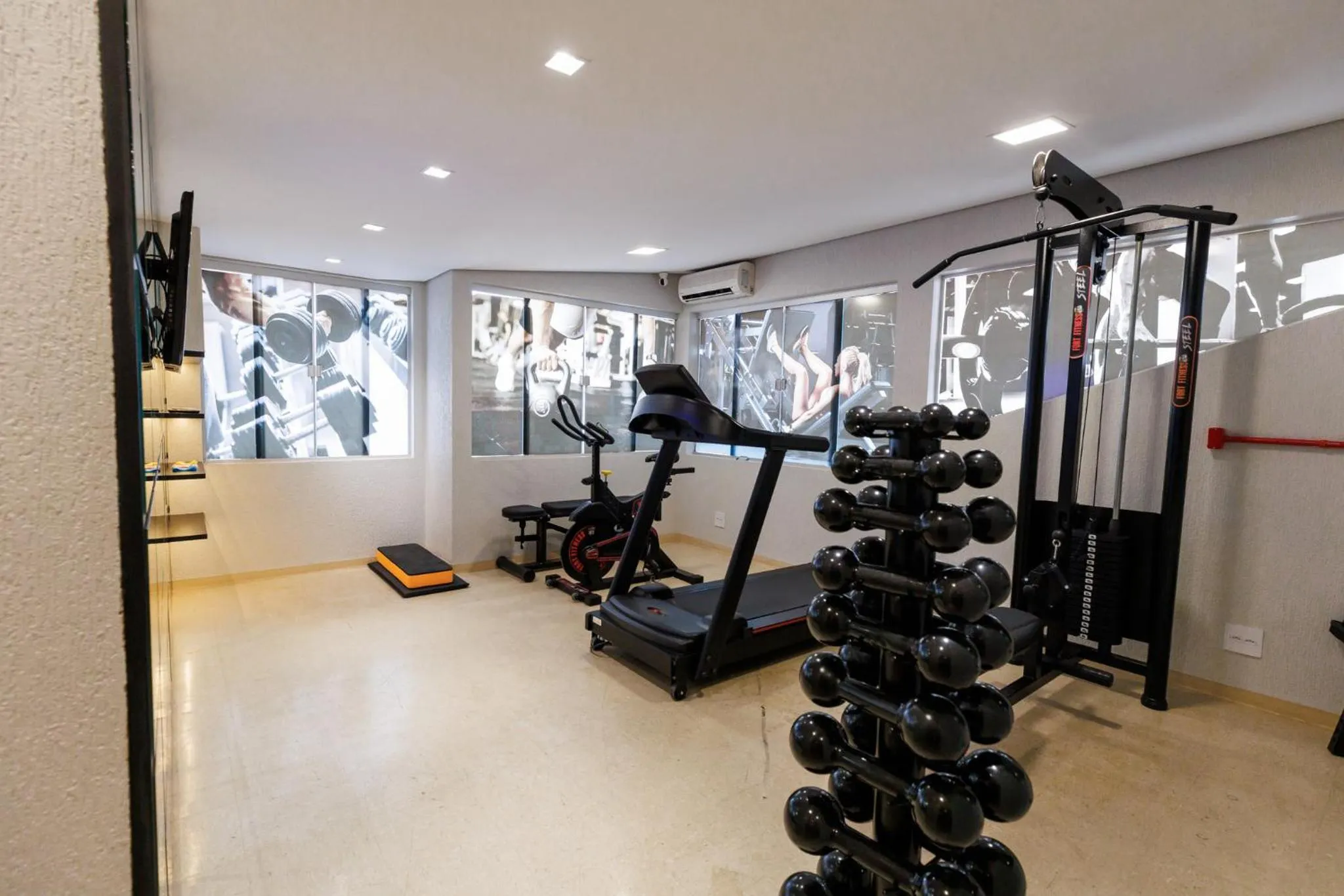 Fitness centre/facilities in Tonello Business Hotel