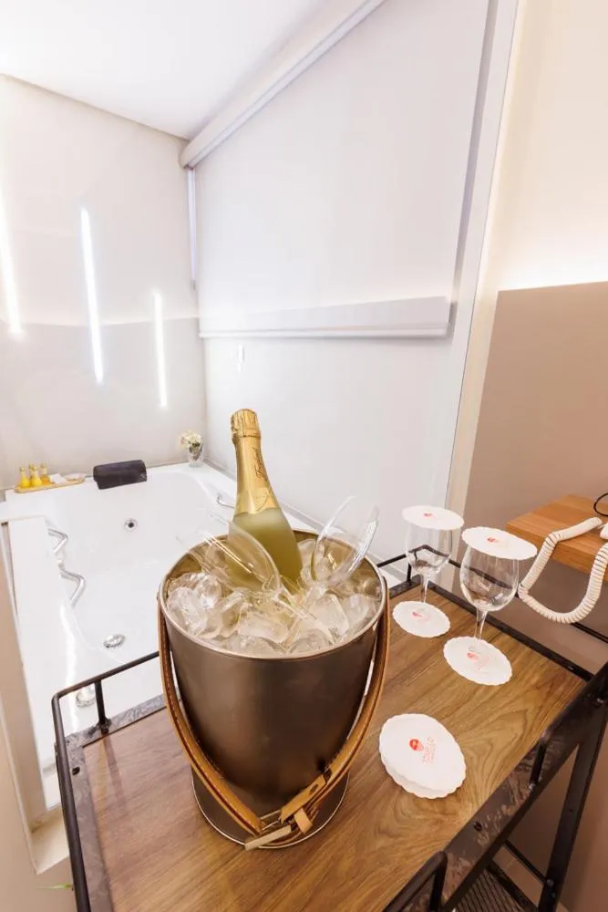 Hot Tub in Tonello Business Hotel