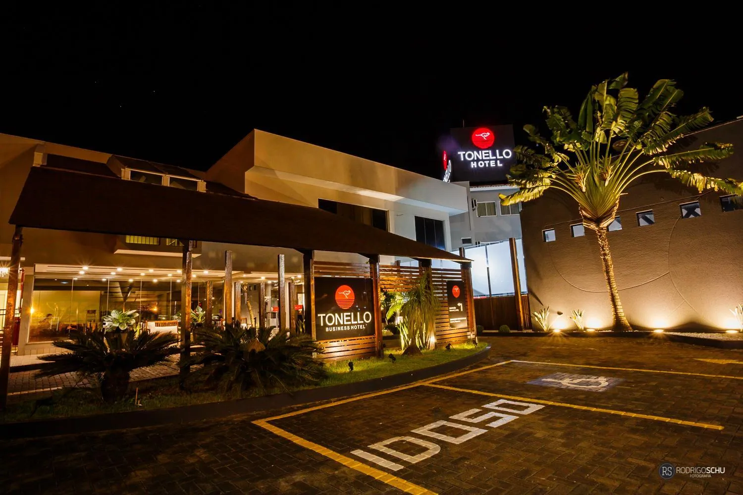 Property building in Tonello Business Hotel