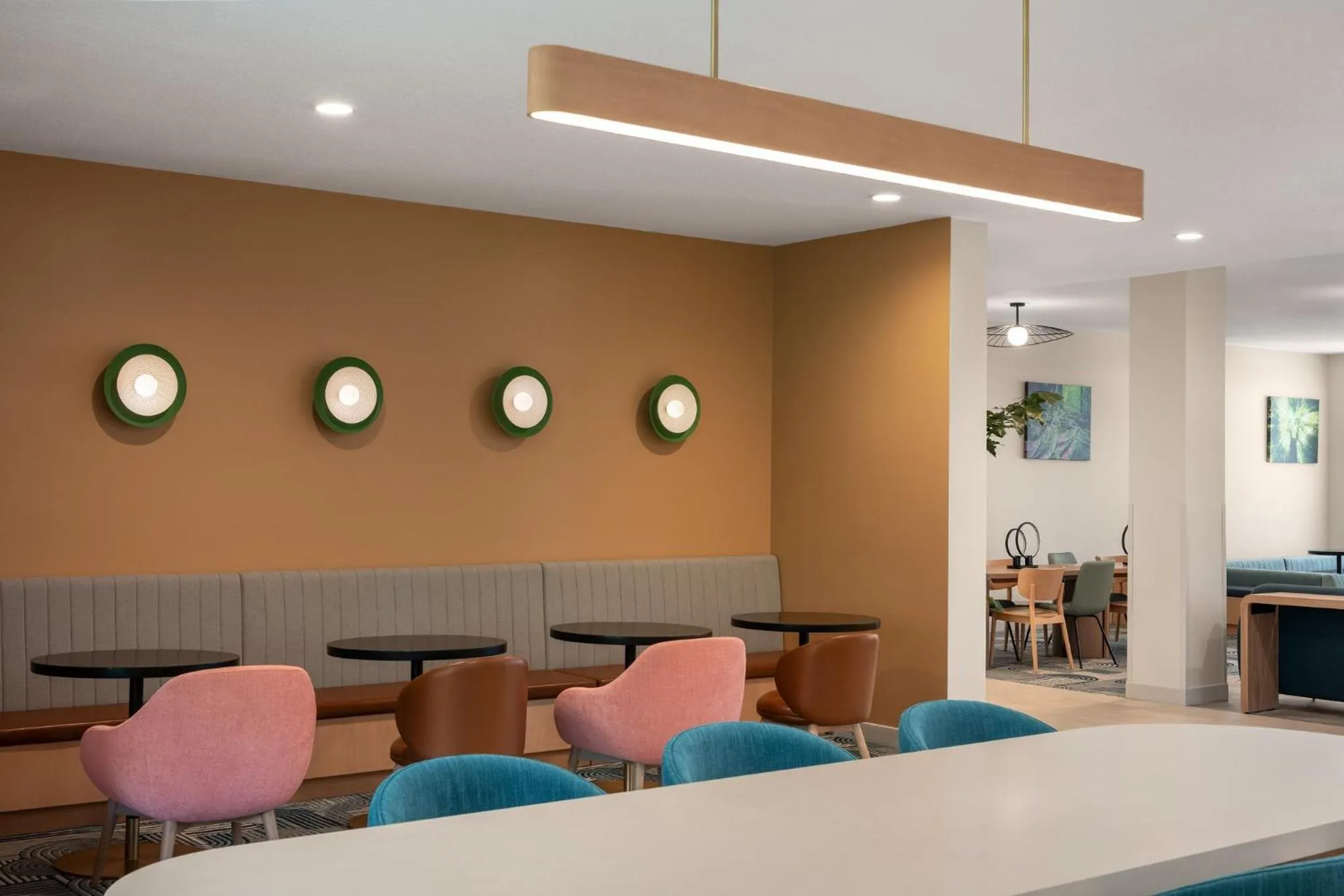 Restaurant/places to eat in EVEN Hotel Orlando International Airport by IHG