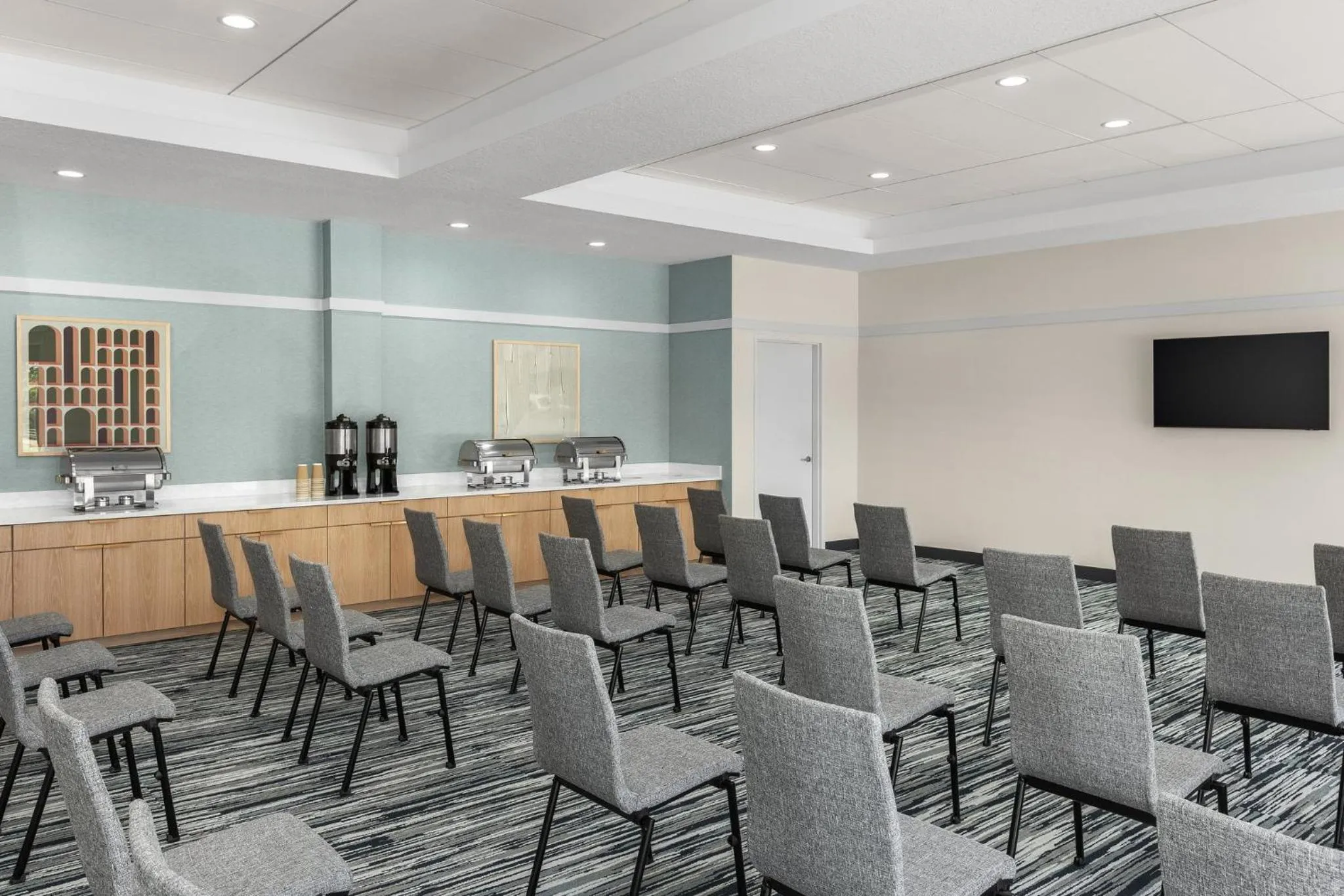 Meeting/conference room in EVEN Hotel Orlando International Airport by IHG