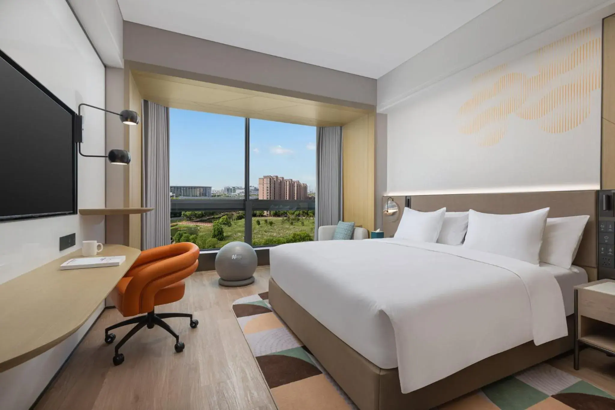 Standard King Room with Garden View in EVEN Hotel Shanghai Hongqiao CBD by IHG Standard King Room with Garden View in EVEN Hotel Shanghai Hongqiao CBD by IHG