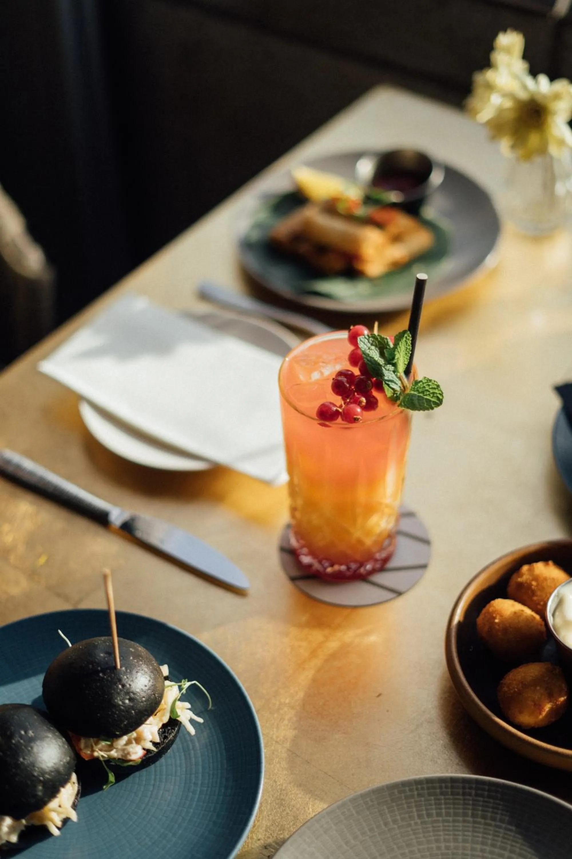 Drinks in ME Malta by Meliá