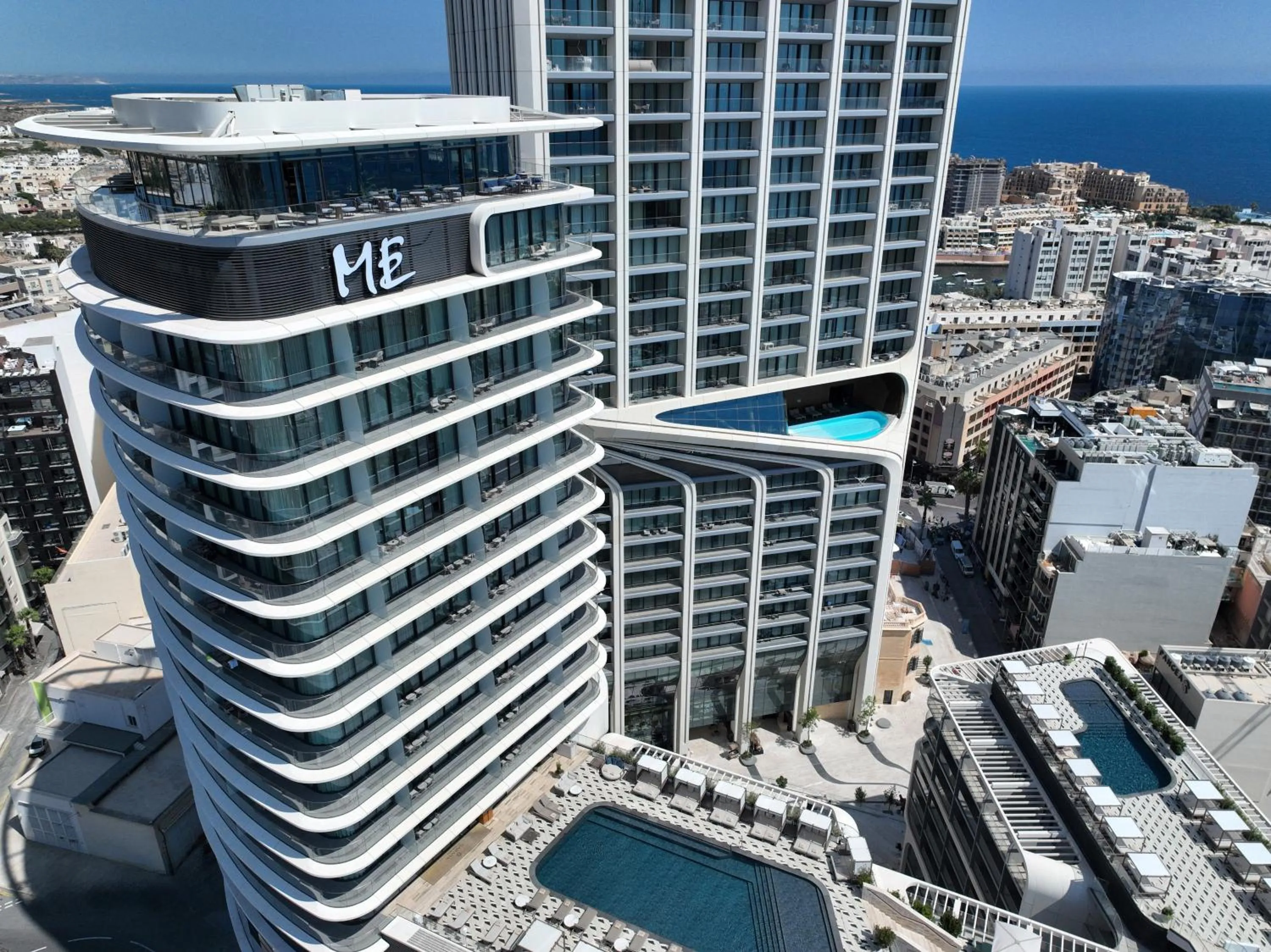 Facade/entrance in ME Malta by Meliá