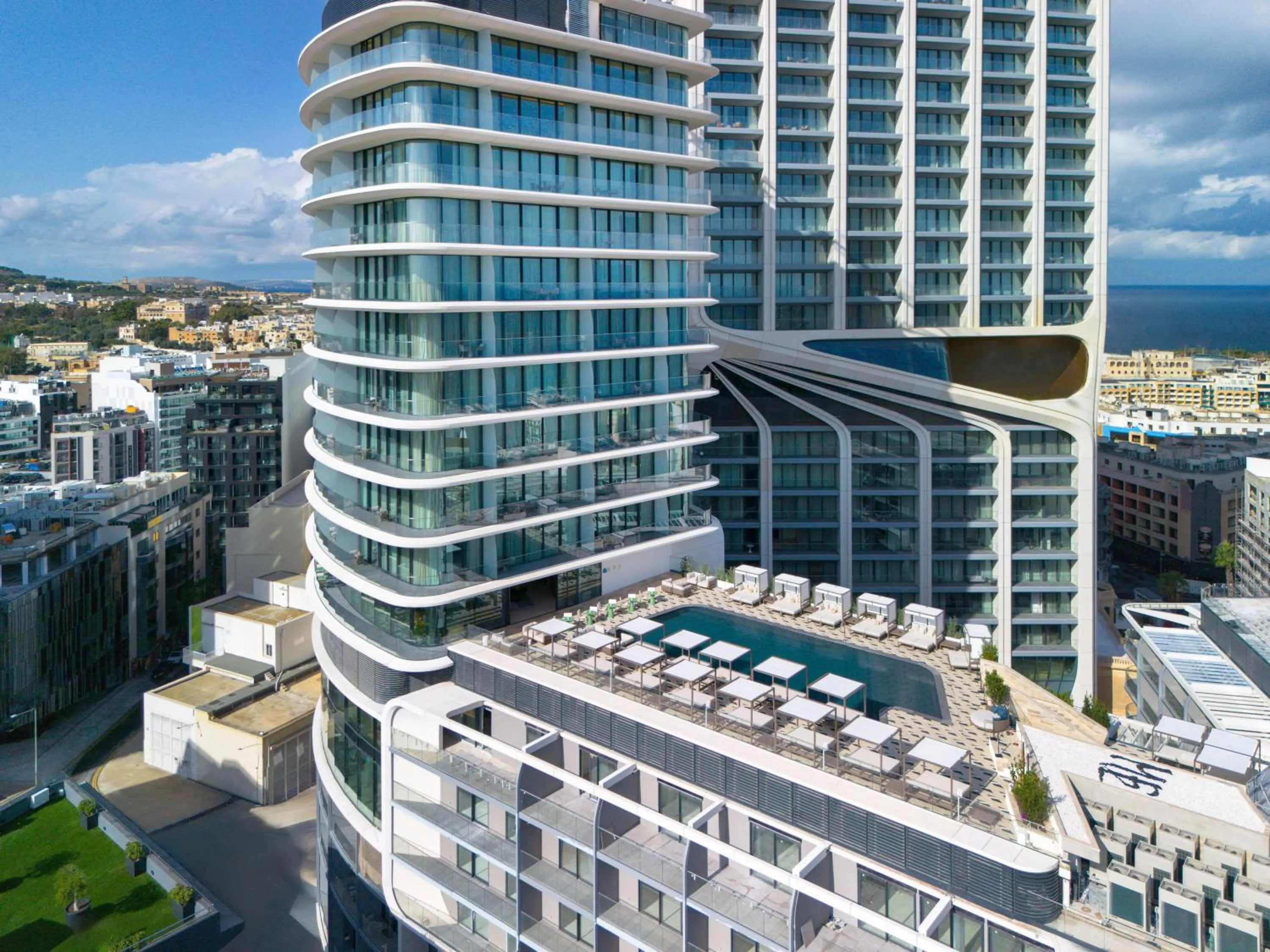 Property building in ME Malta by Meliá