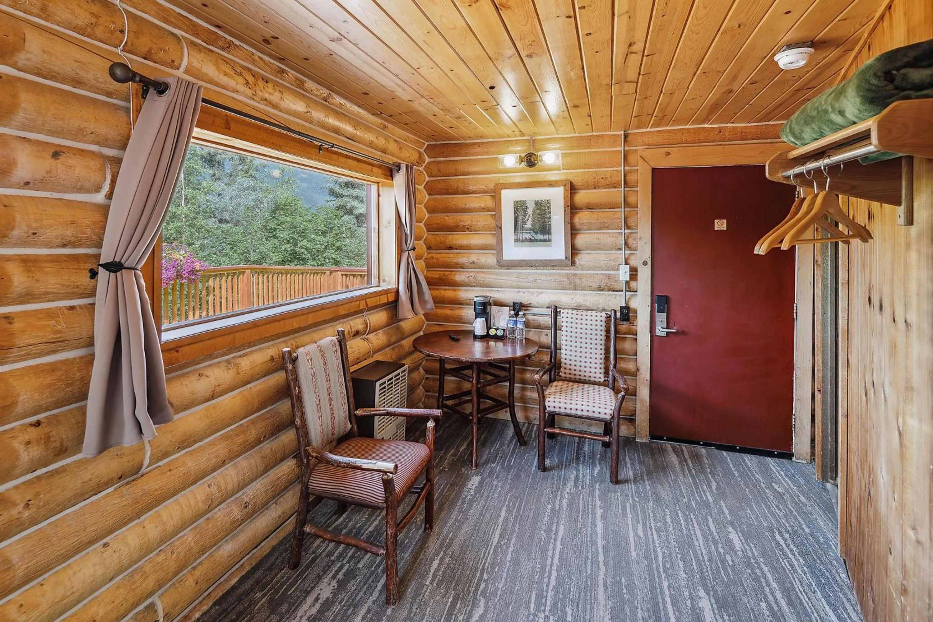 Living room in Denali Crow's Nest Cabins