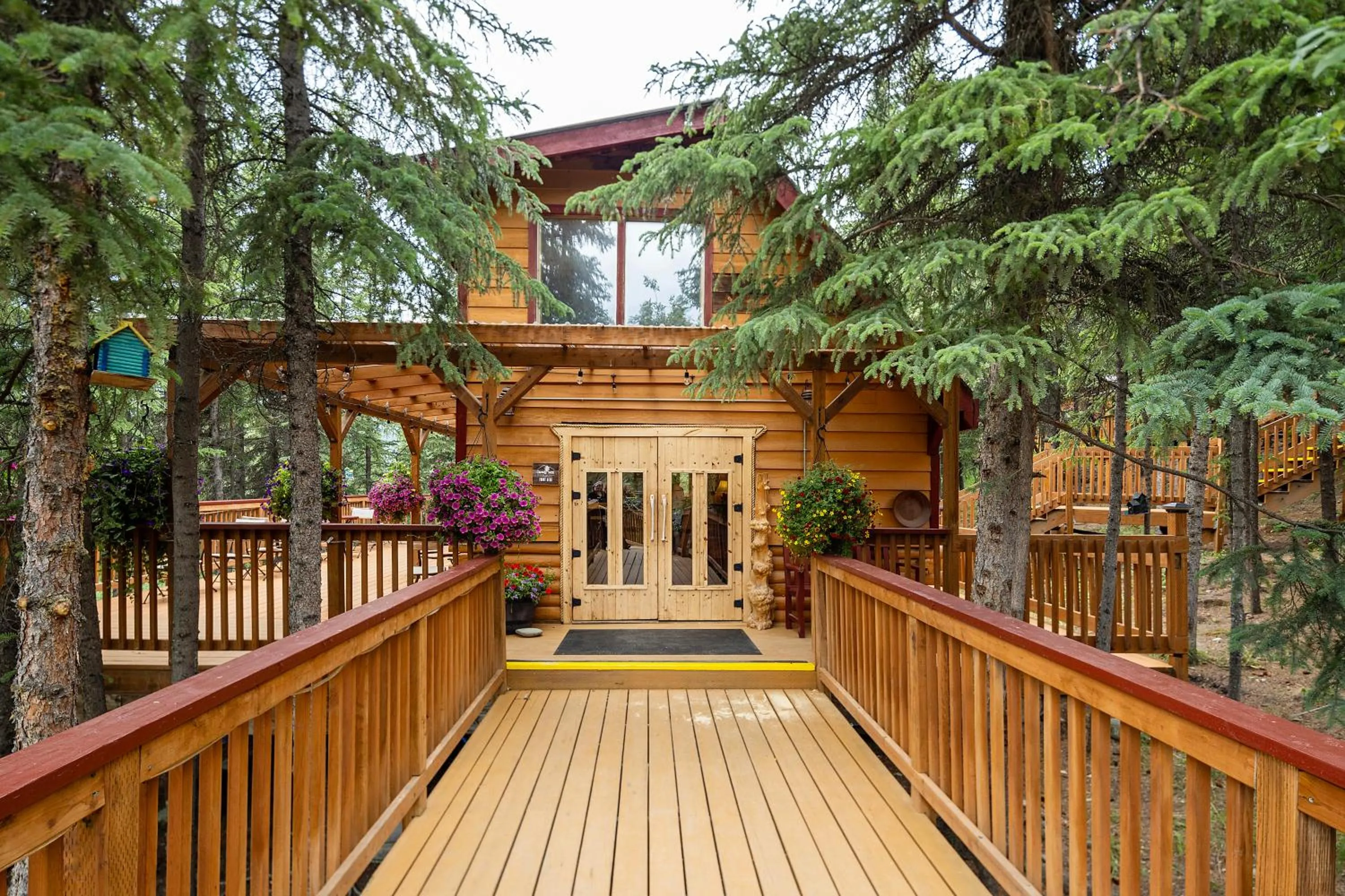 Lobby or reception in Denali Crow's Nest Cabins