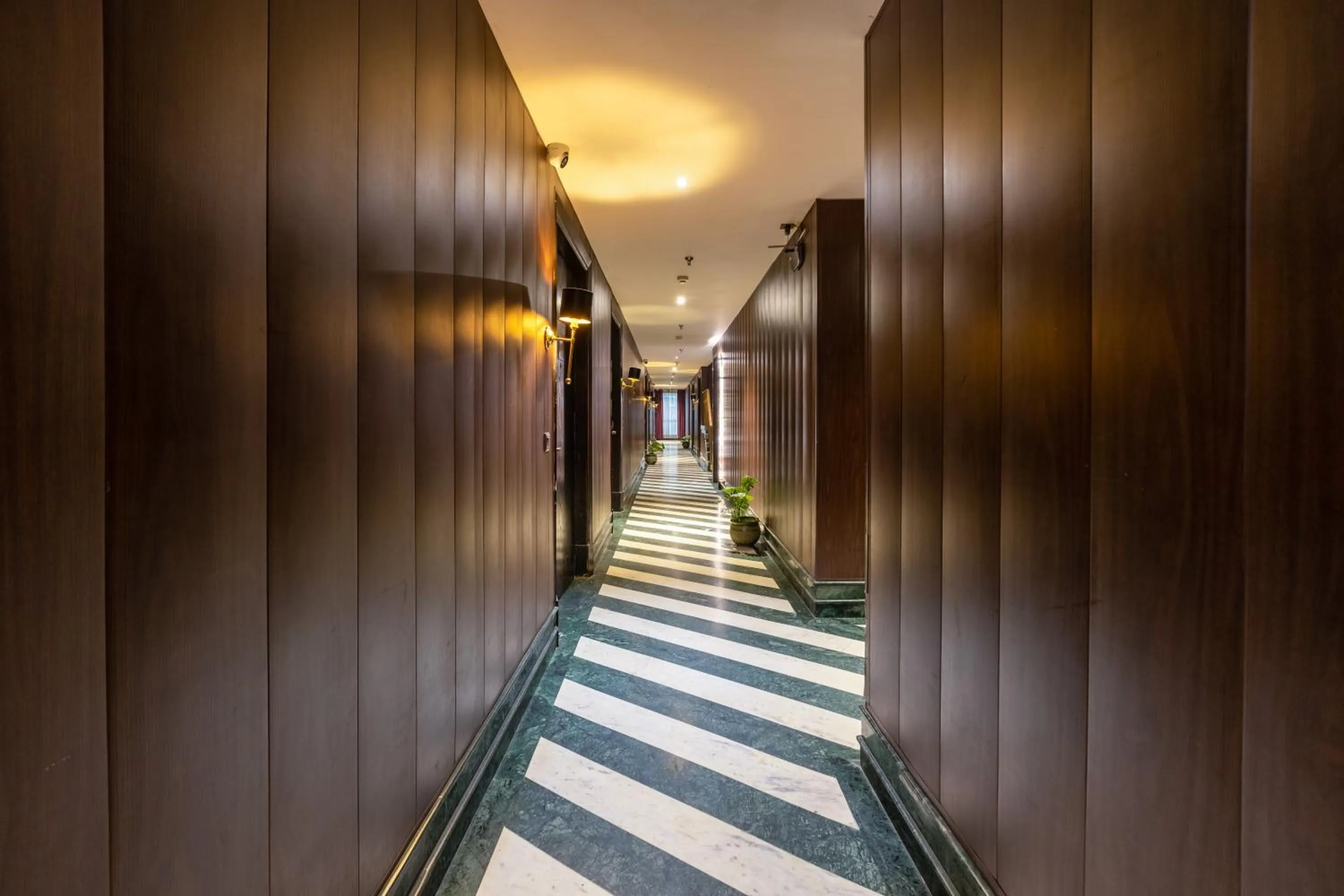 Floor plan in Foxoso Hotel Delhi Airport