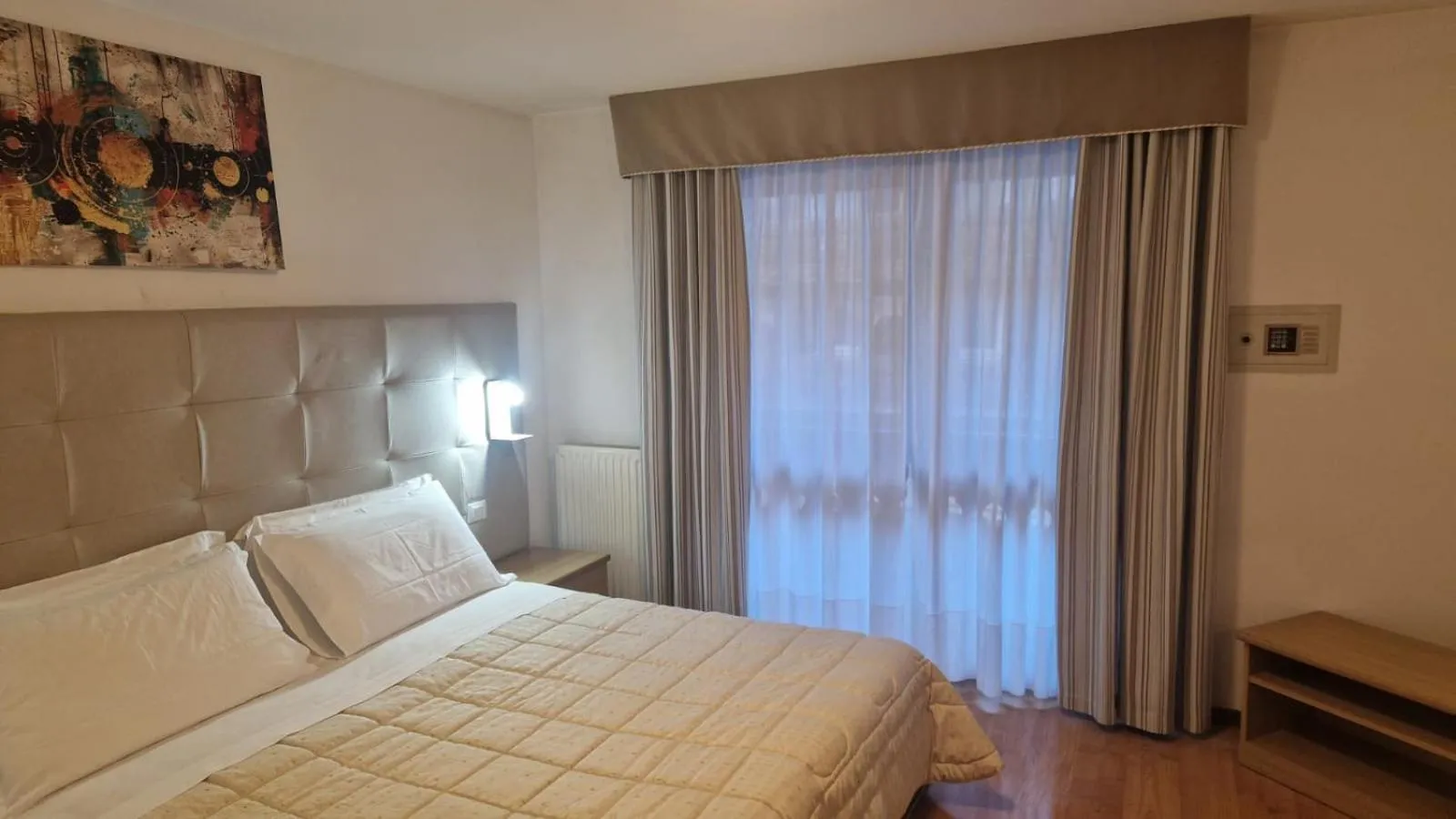 Bedroom, Bed in Hotel Sella Ronda Serenella