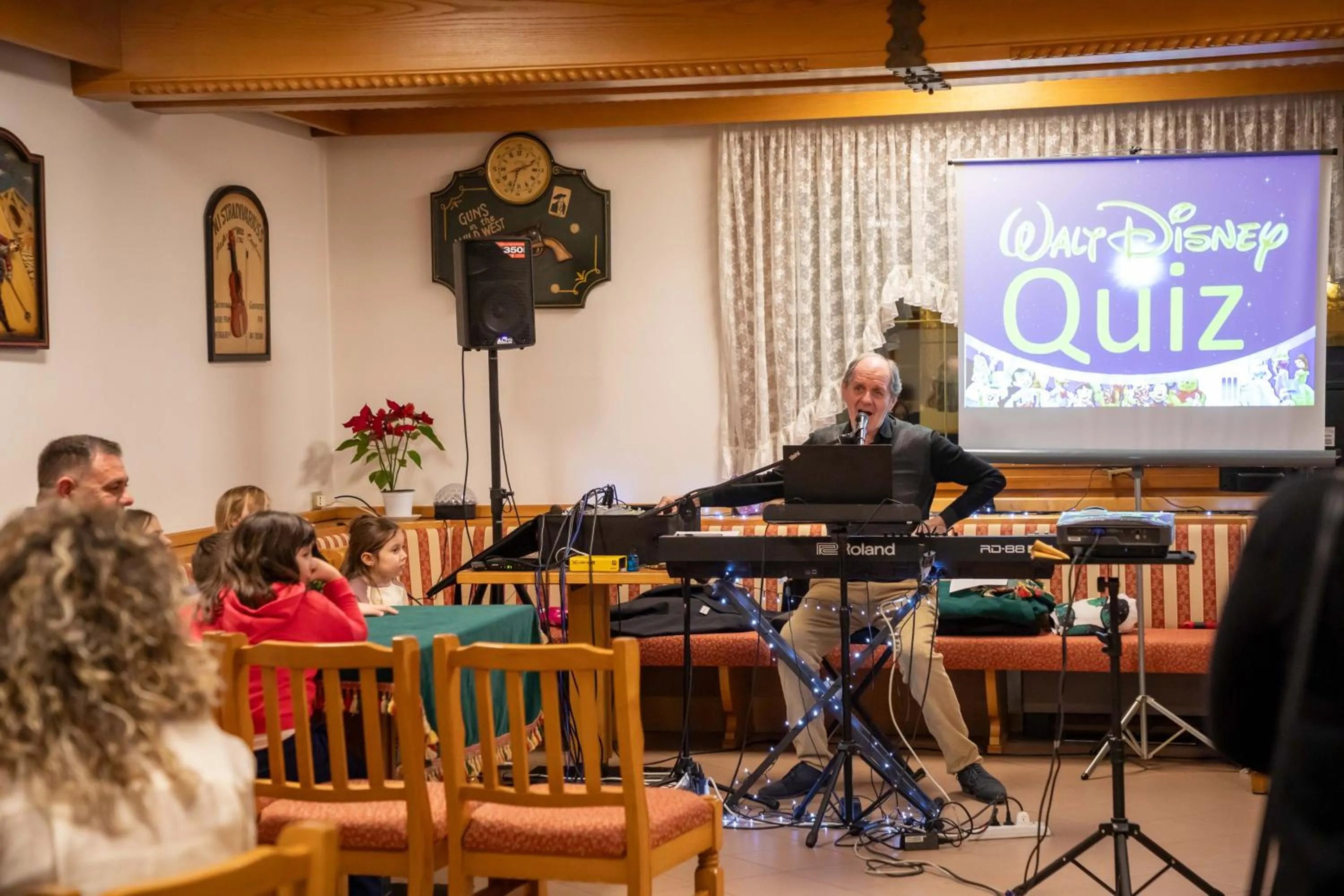 Evening entertainment in Hotel Sella Ronda Serenella - A 50 mt dalle piste da sci