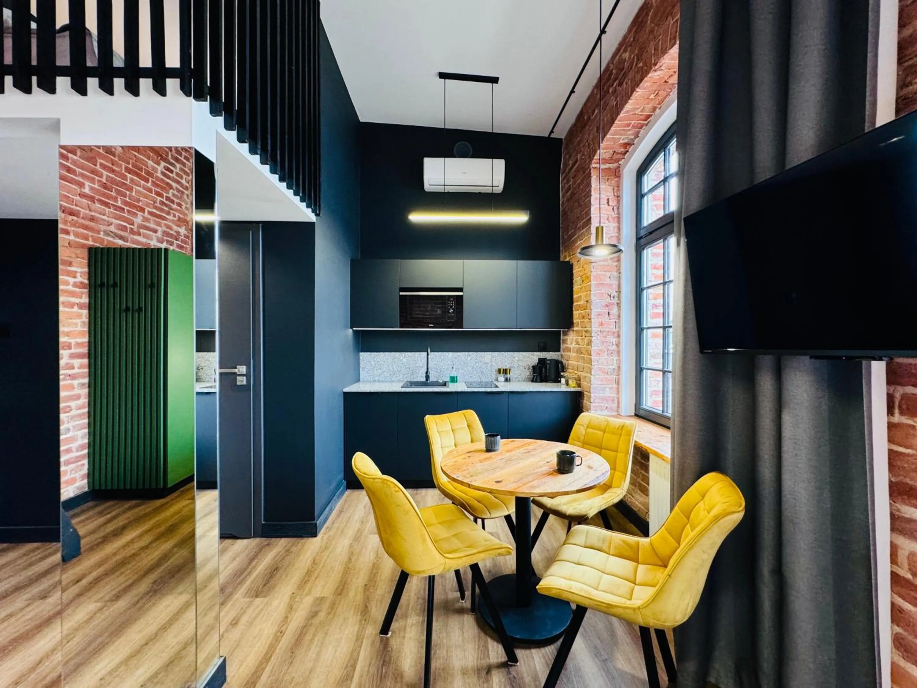 Seating area in Tkalnia Snu