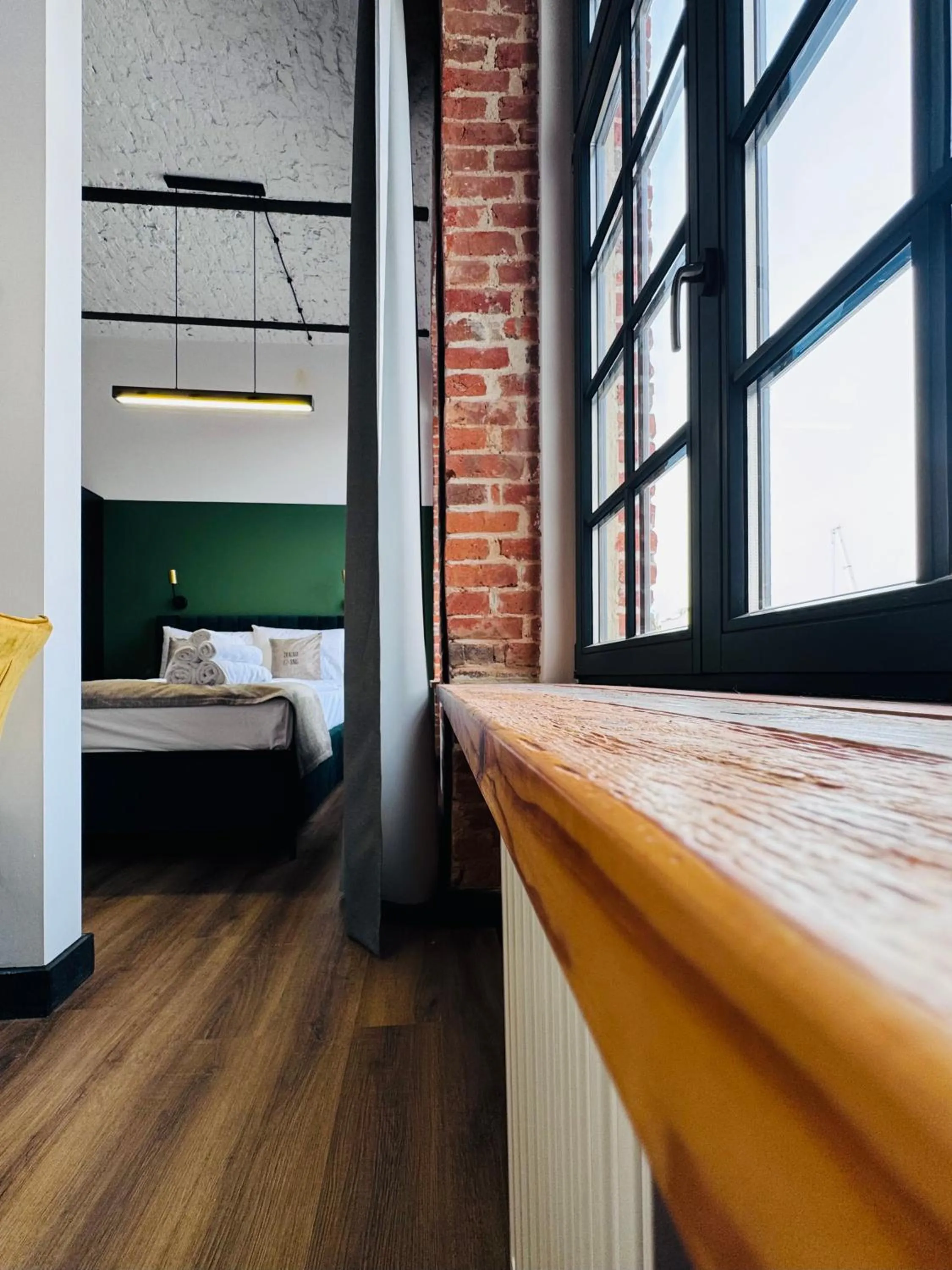 Photo of the whole room, Bed in Tkalnia Snu