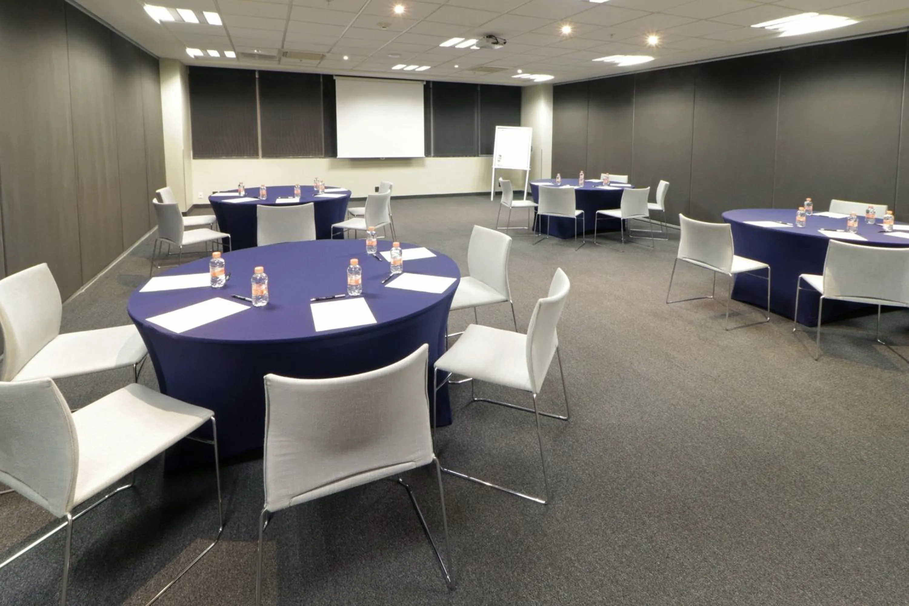 Meeting/conference room in City Express Plus by Marriott Monterrey Nuevo Sur