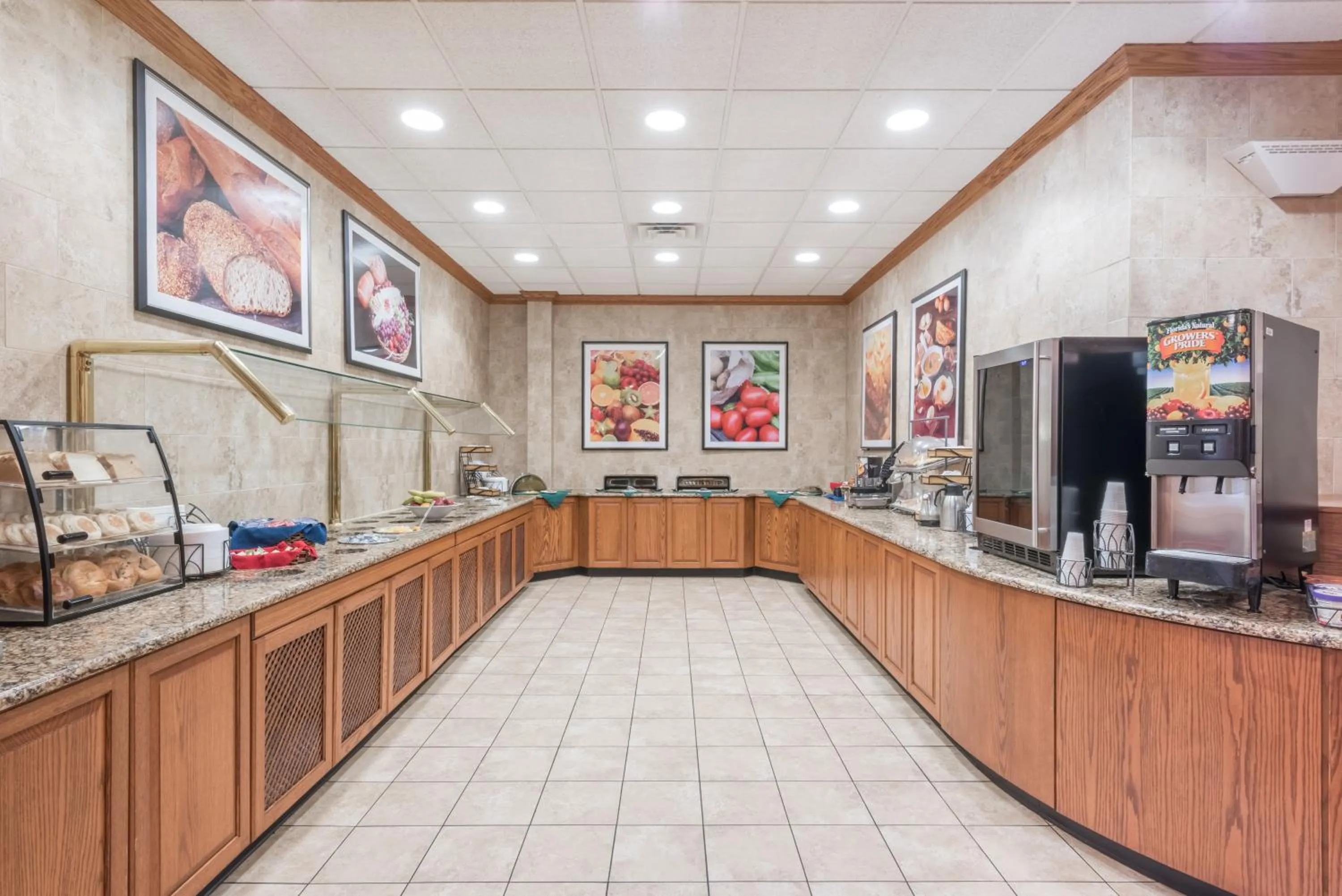 Food in Ramada by Wyndham State College Hotel & Conference Center