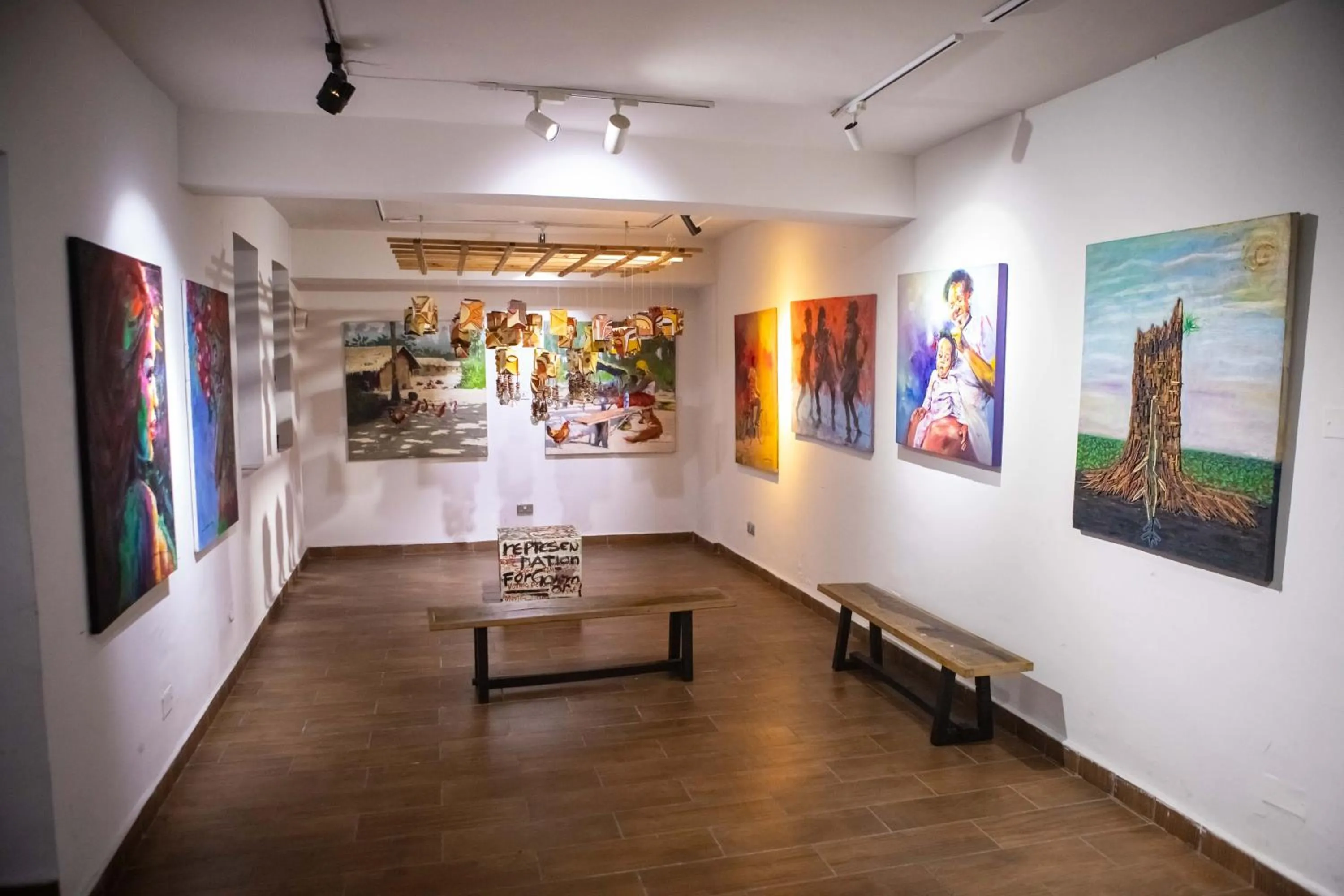 Restaurant/places to eat in The Crib Hotels