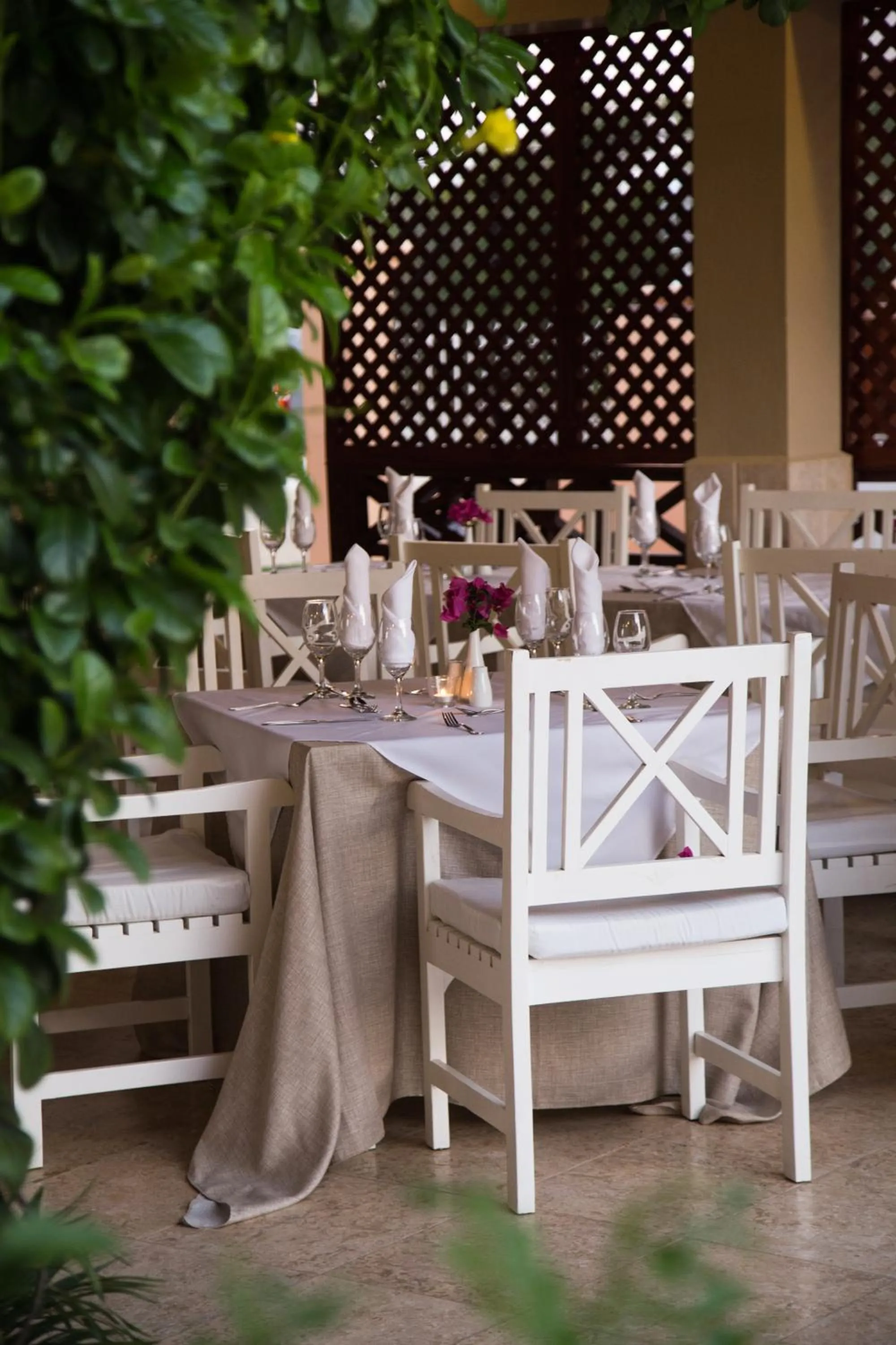 Restaurant/places to eat in Los Flamencos Aparthotel Beach Club