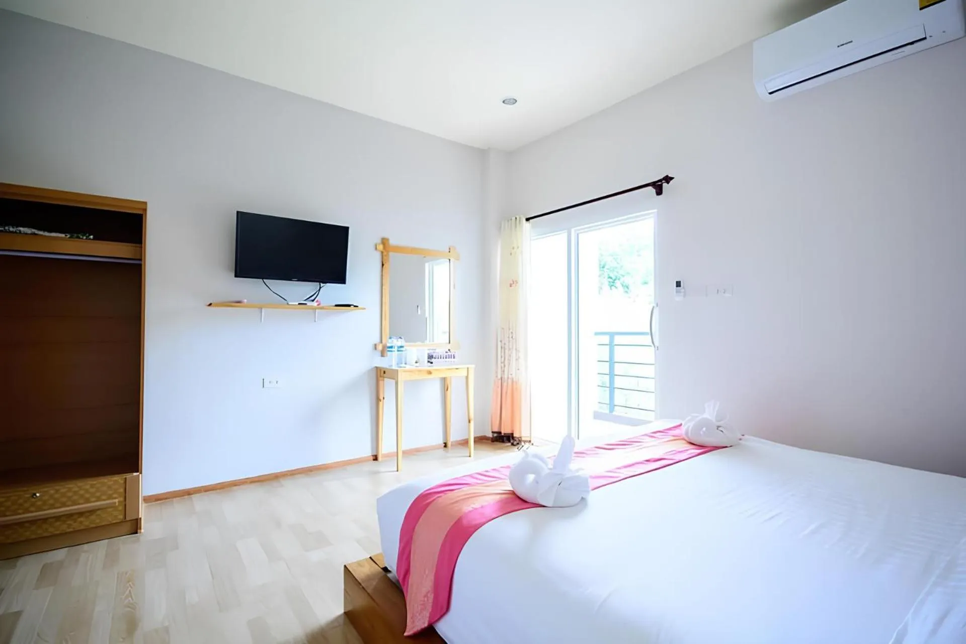 Bed in Sakura Yama Resort ซากุระ ยามะรีสอร์ท