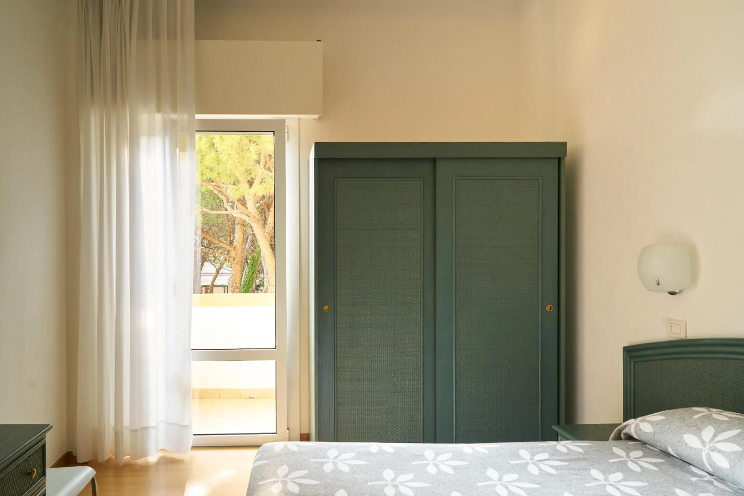 Bed in Aparthotel La Pineta