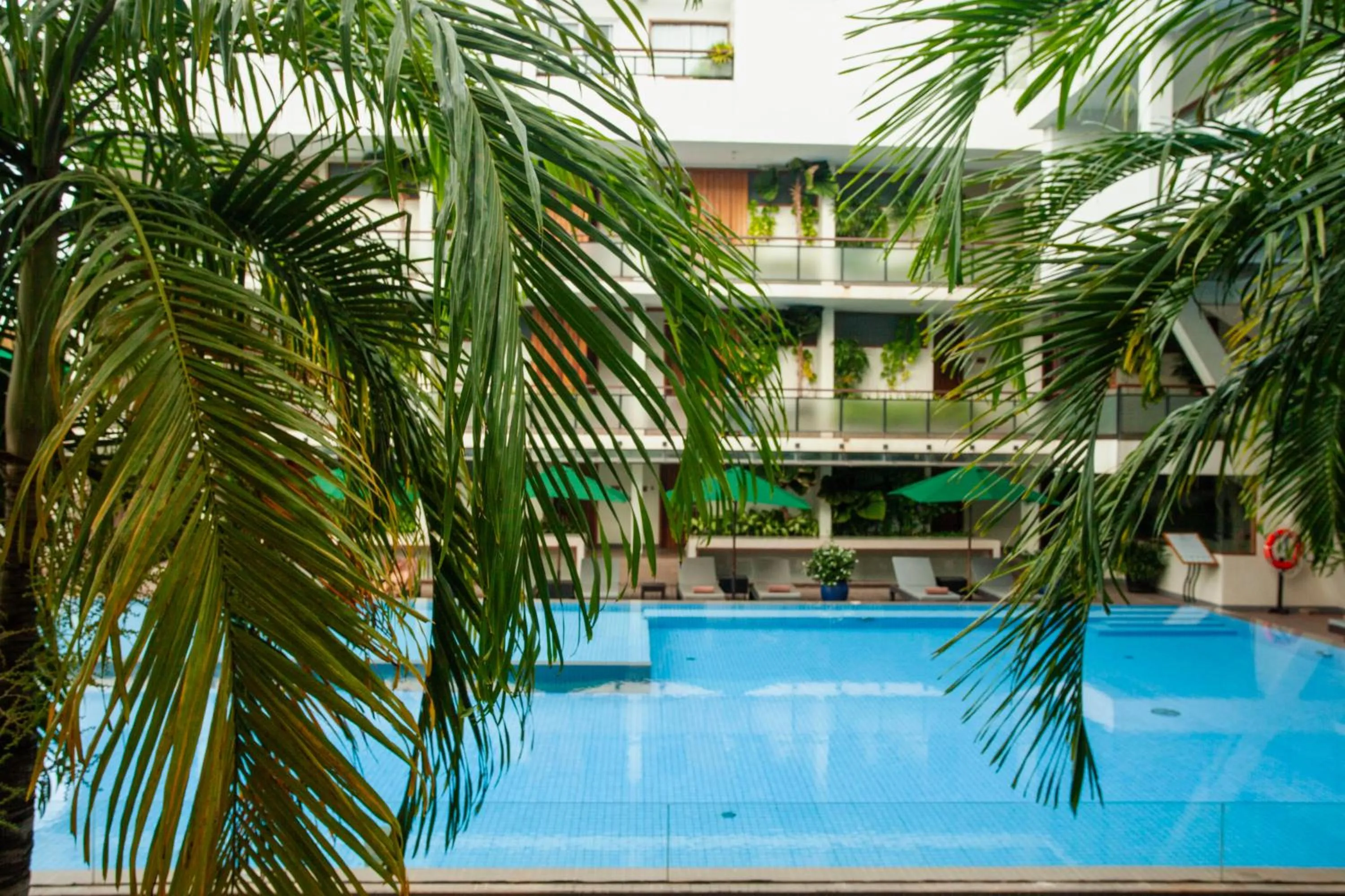 Swimming pool in Hotel Somadevi Angkor Boutique and Resort
