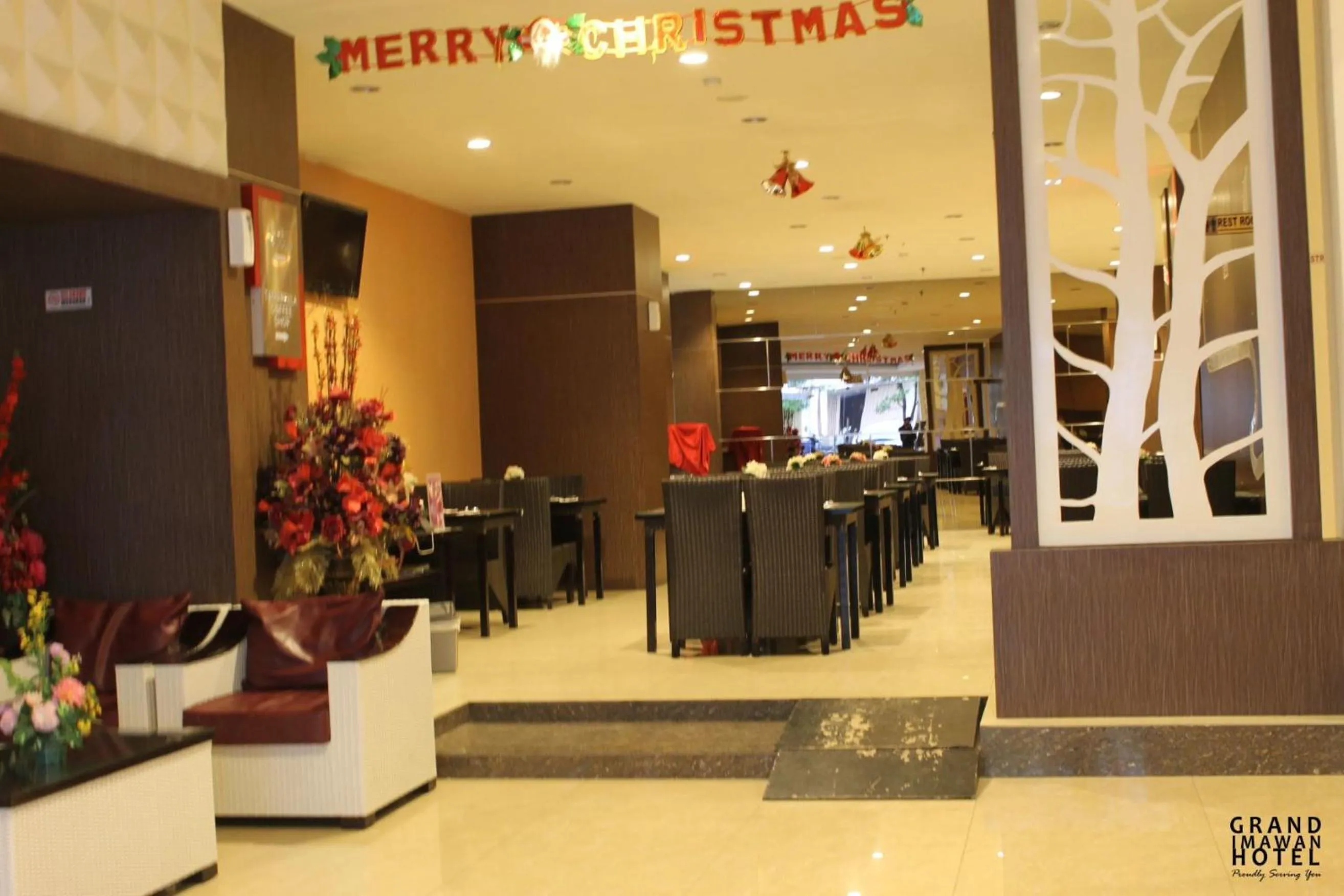 Restaurant/Places to Eat in Grand Imawan Hotel