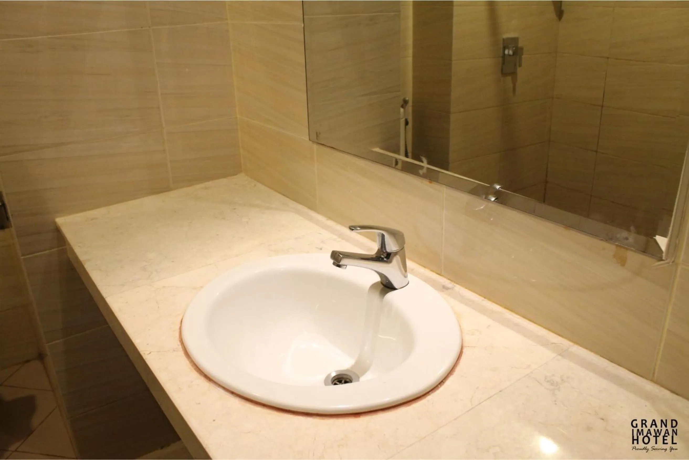 Bathroom in Grand Imawan Hotel