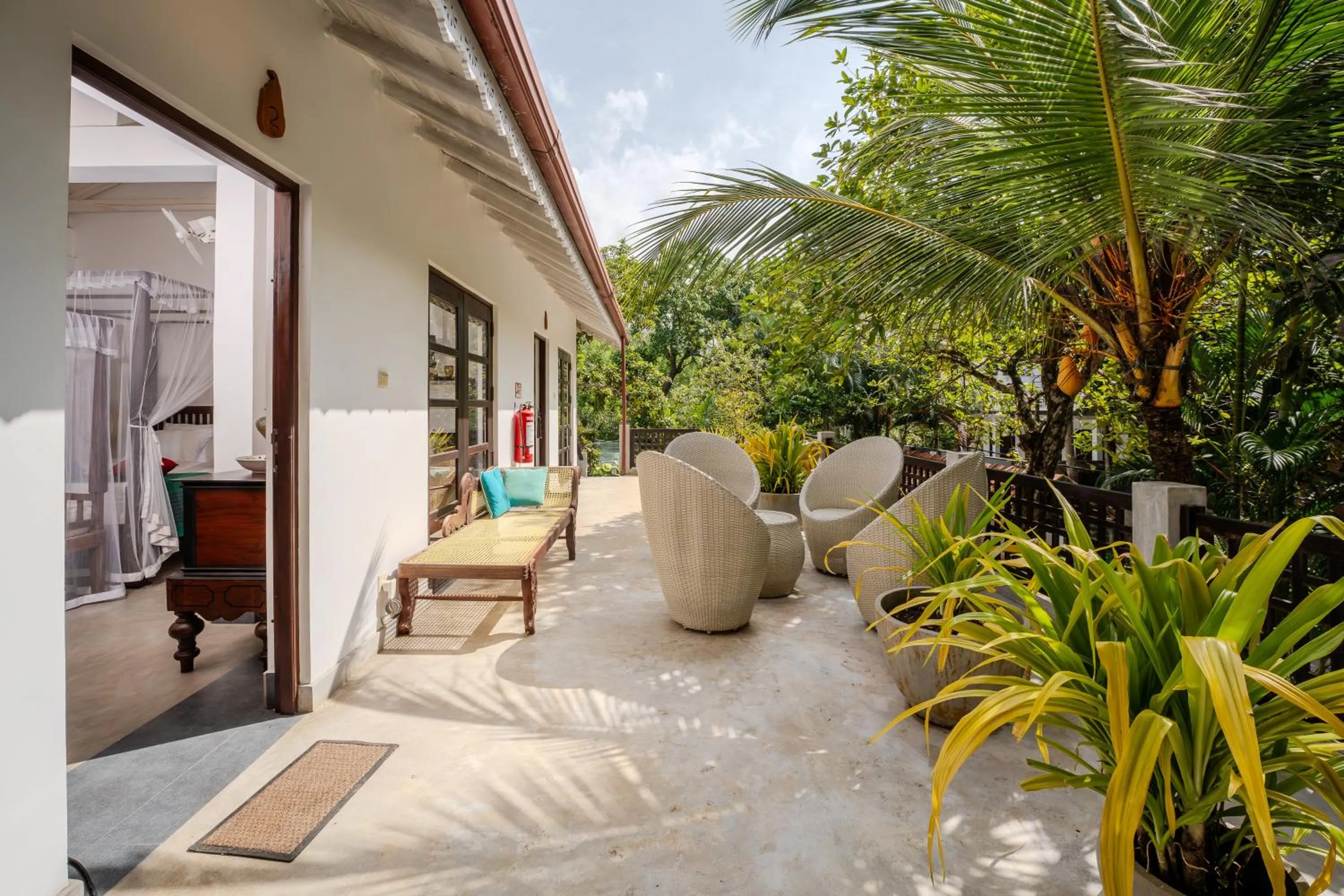 Seating area in Wasantha Garden Hotel Restaurant & Ayurvedic Treatment