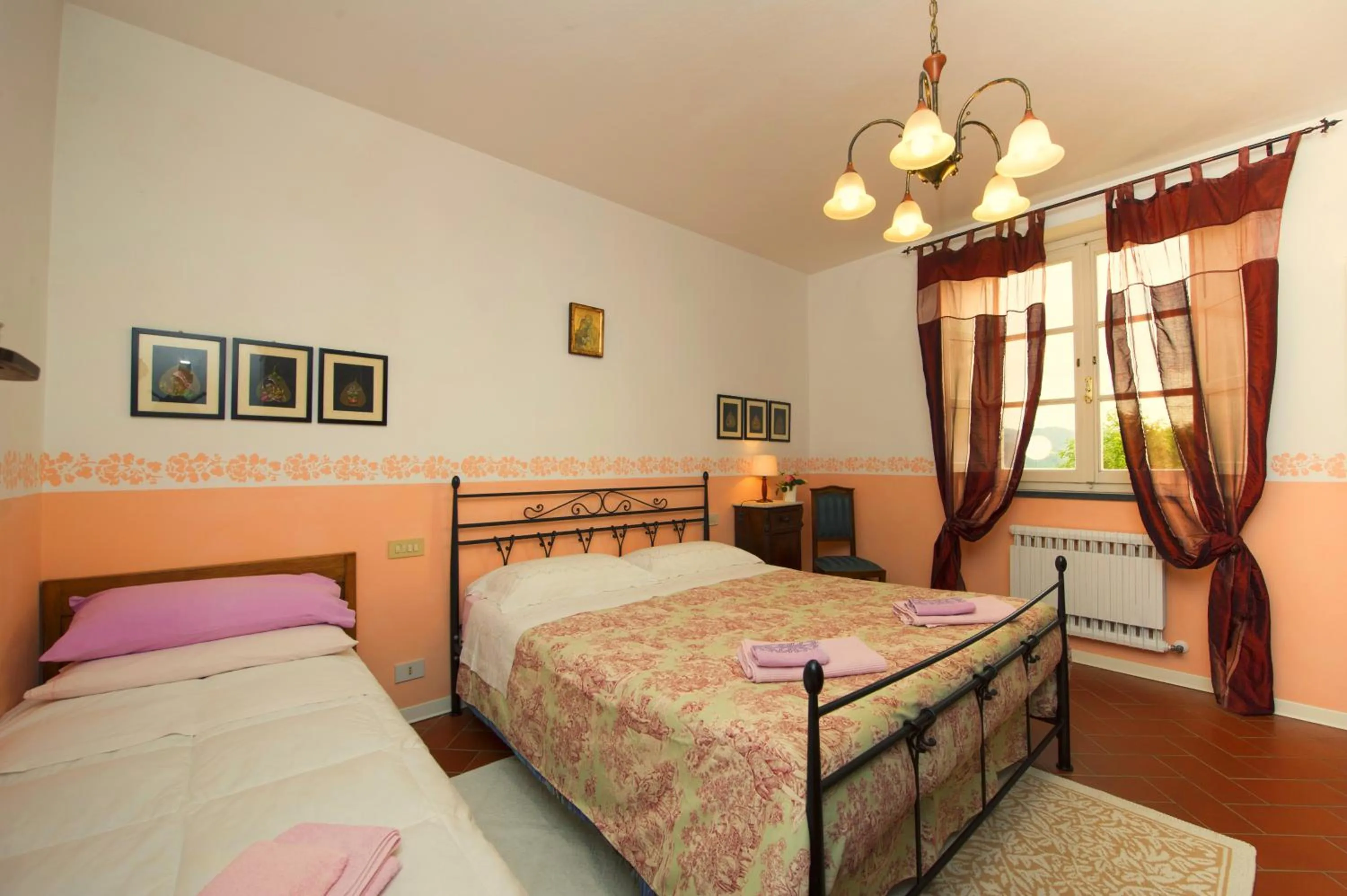 Bed in B&B Il Trebbio