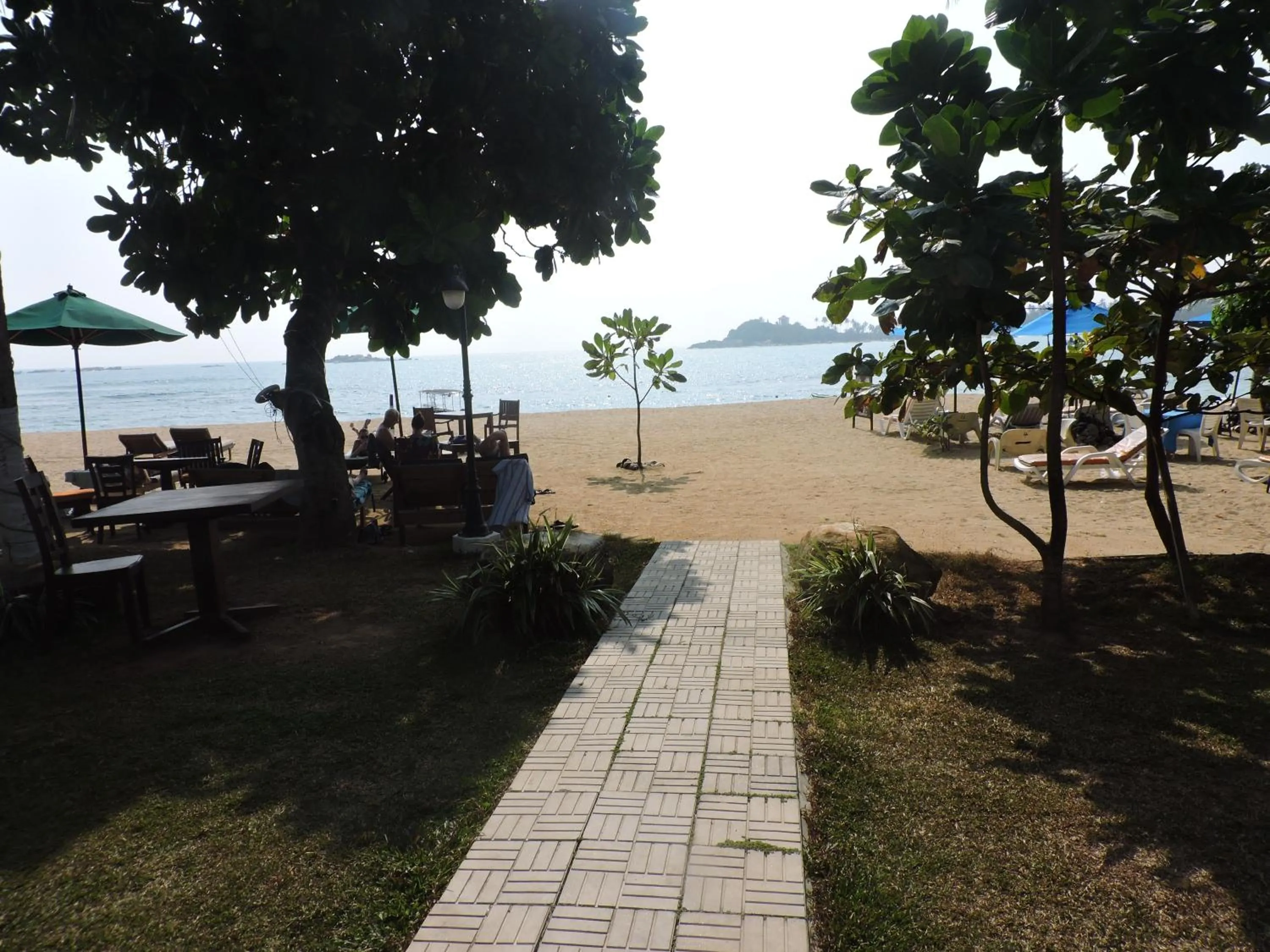 Beach in Joe's Resort Unawatuna