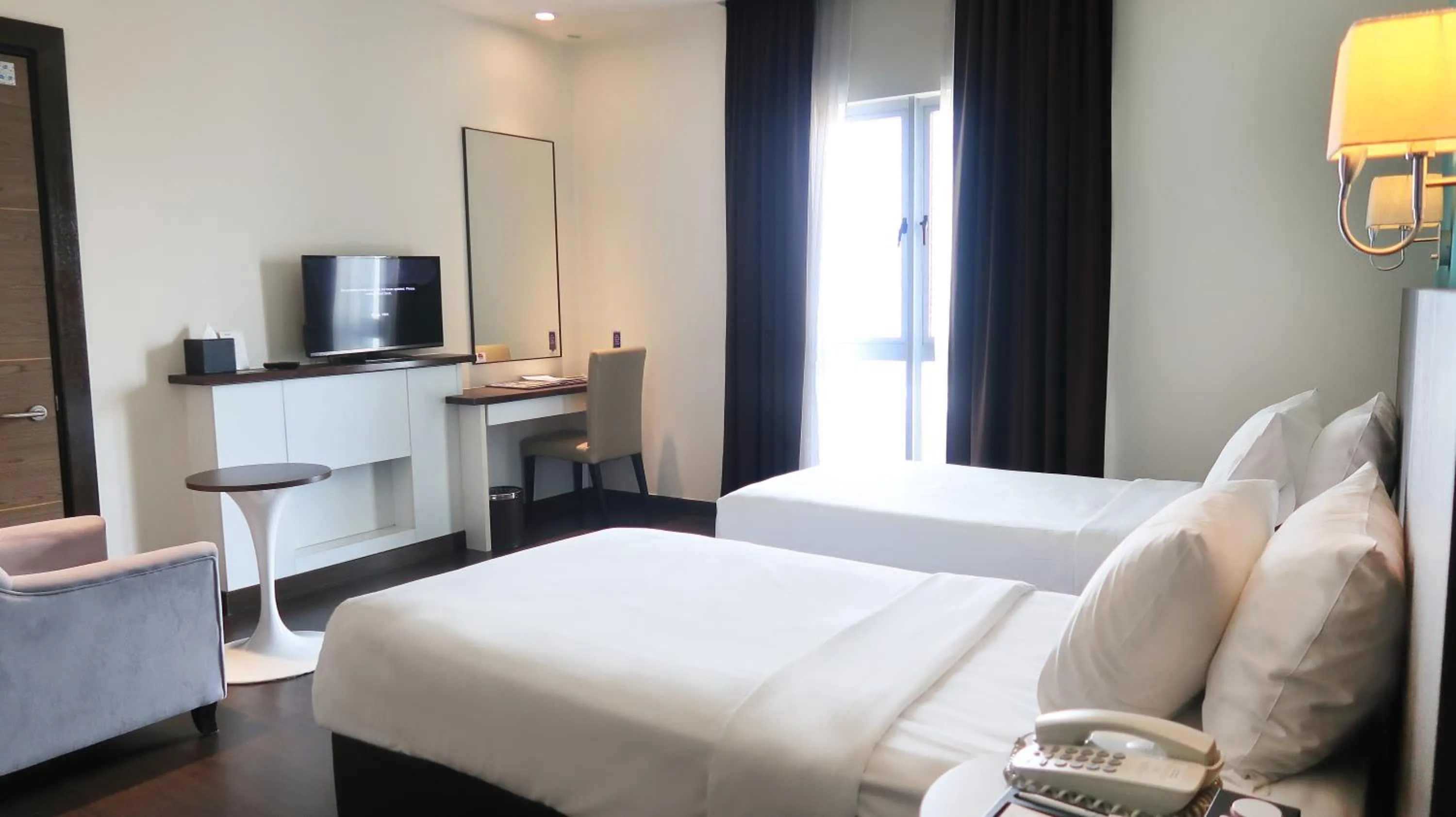 Bed in Wyndham Garden i-City Shah Alam