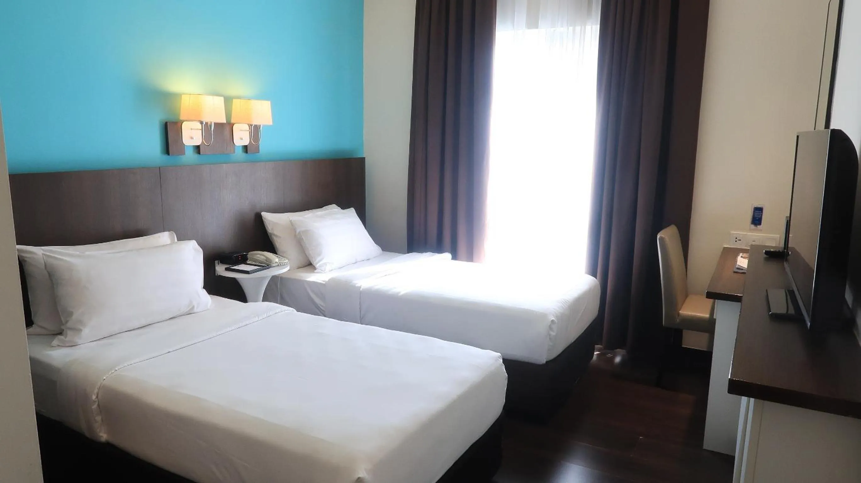 Bed in Wyndham Garden i-City Shah Alam