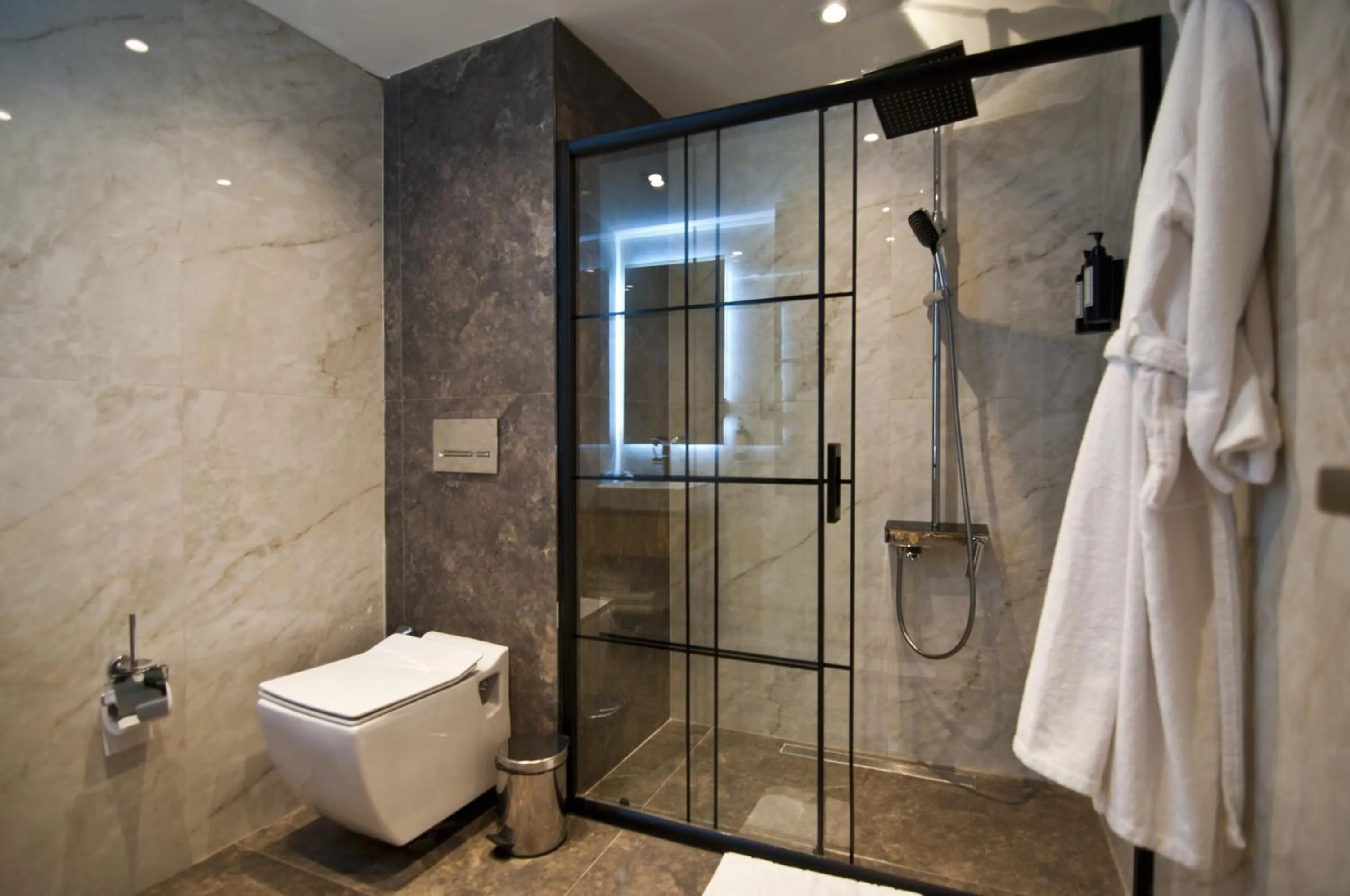 Shower in XLoft