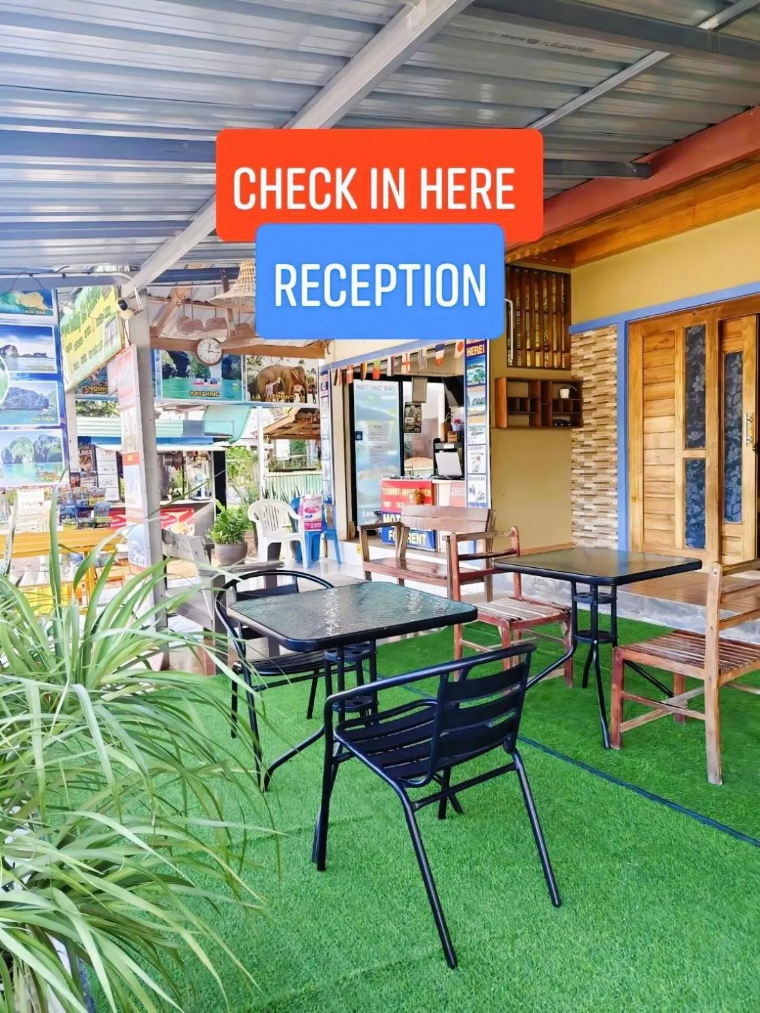 Lobby or reception in O k Chawkoh Bungalow