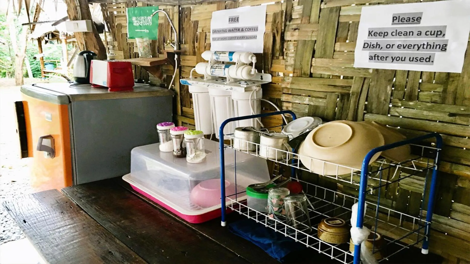 Restaurant/places to eat in O k Chawkoh Bungalow