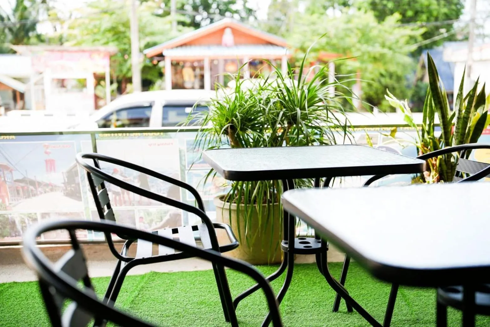 Restaurant/places to eat in O k Chawkoh Bungalow