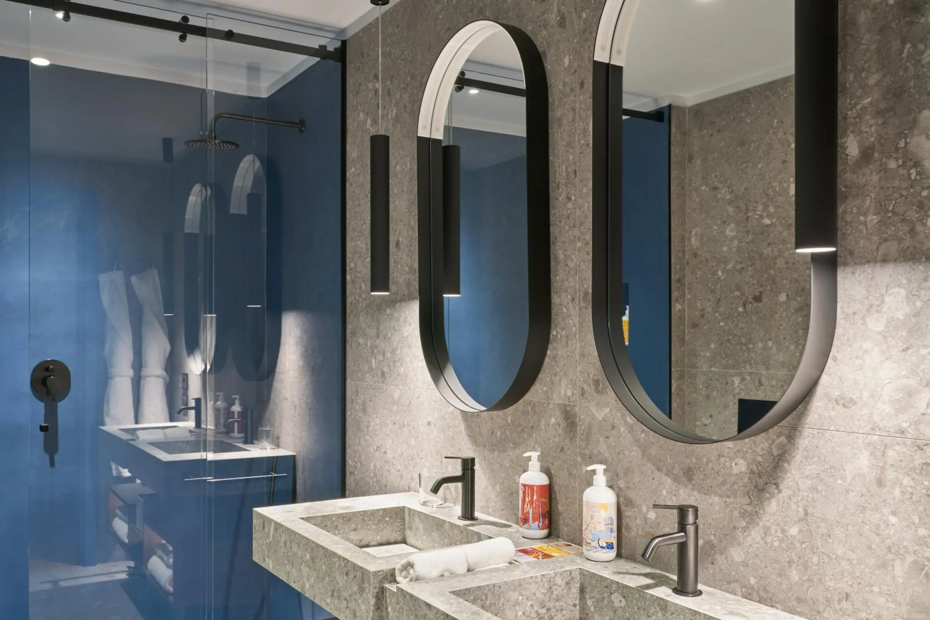 Superior Double or Twin Room in NEMI Hotel Milano Superior Double or Twin Room in NEMI Hotel Milano