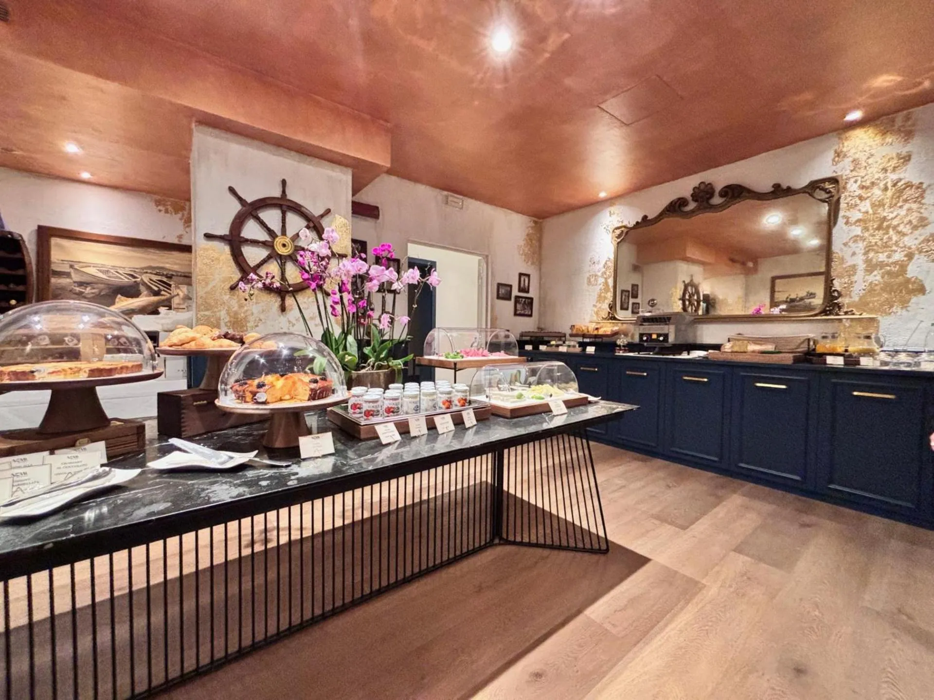 Breakfast in NEMI Hotel Milano