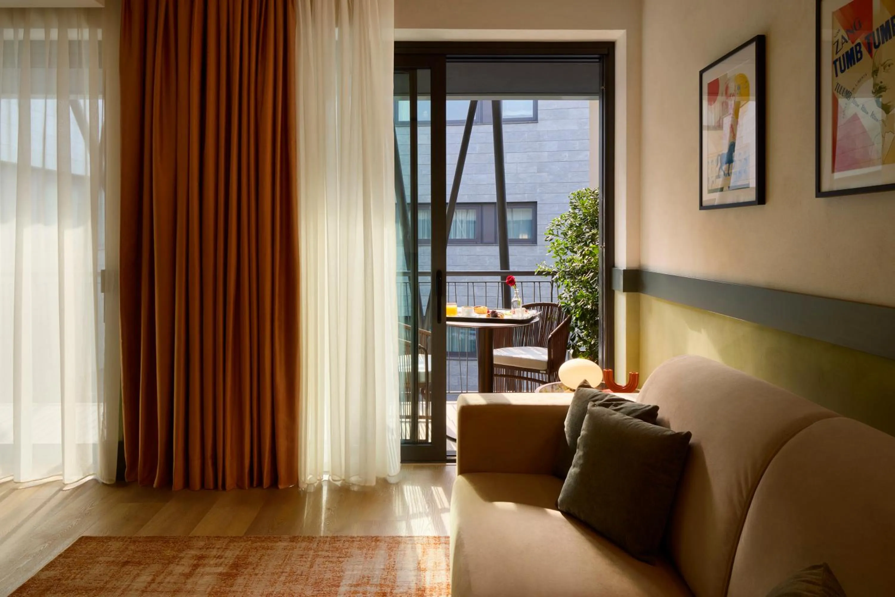 Living room in NEMI Hotel Milano