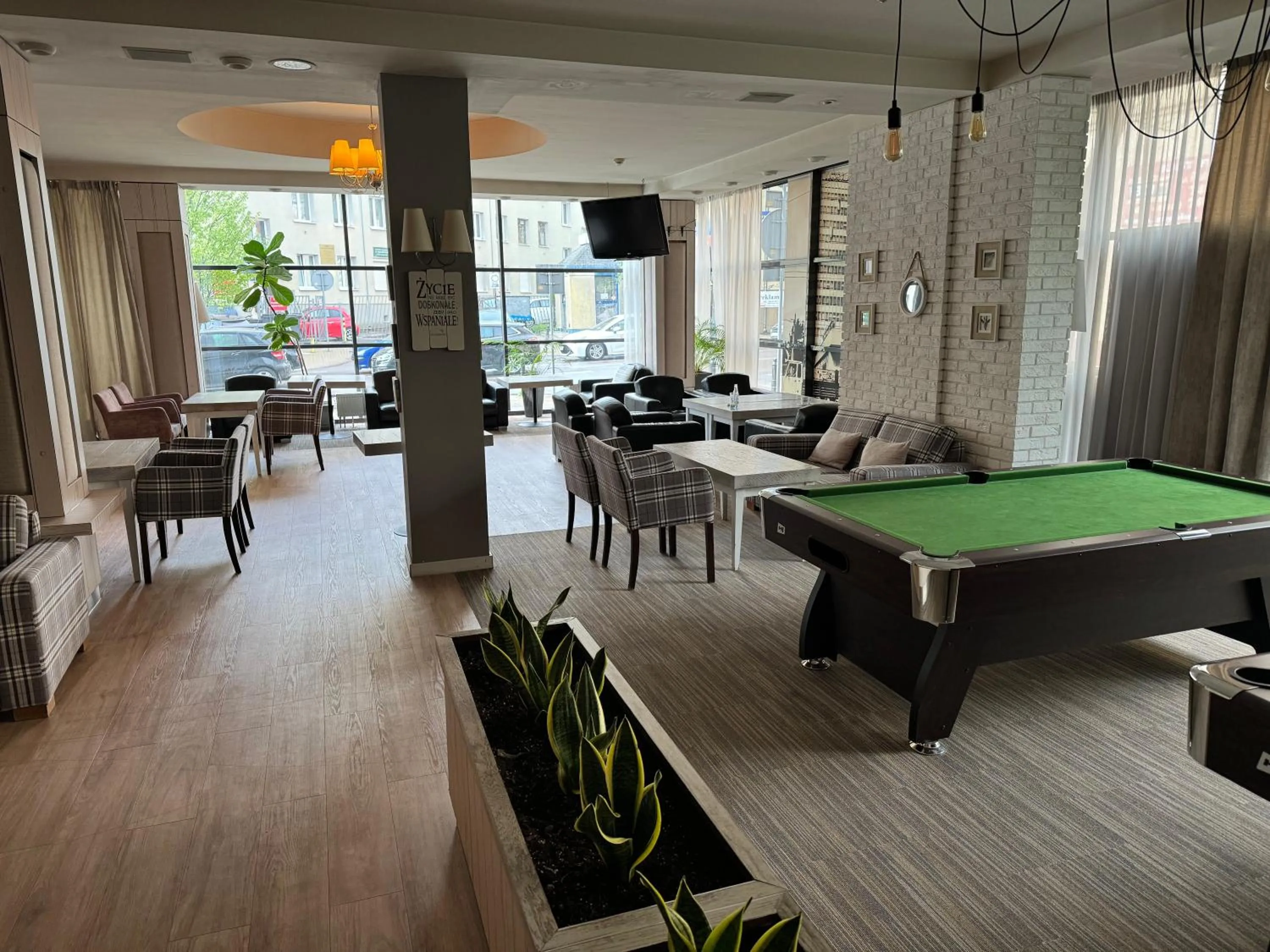 Billiard in Hotel Victoria