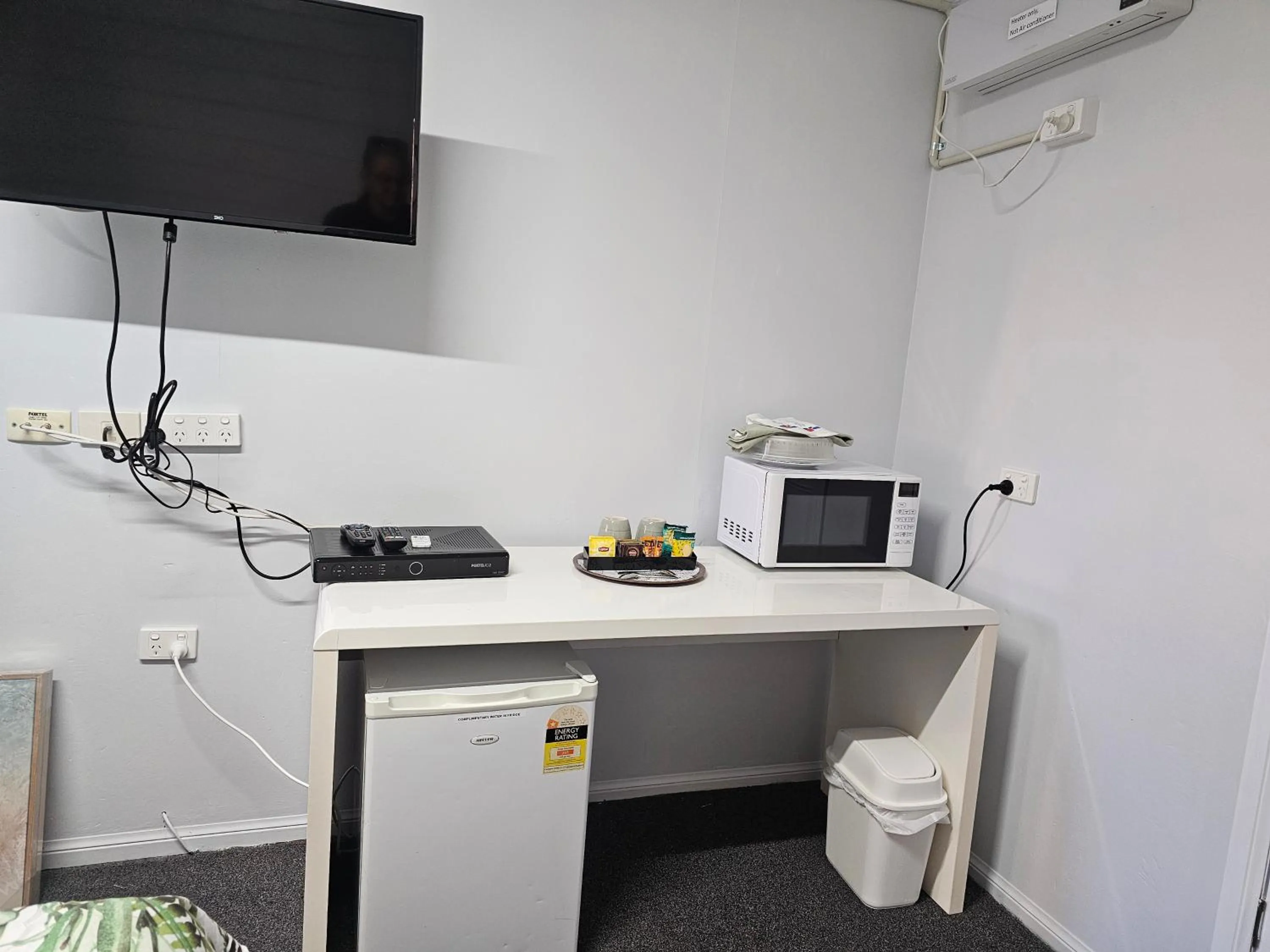 TV and multimedia in Civic Motel Grafton