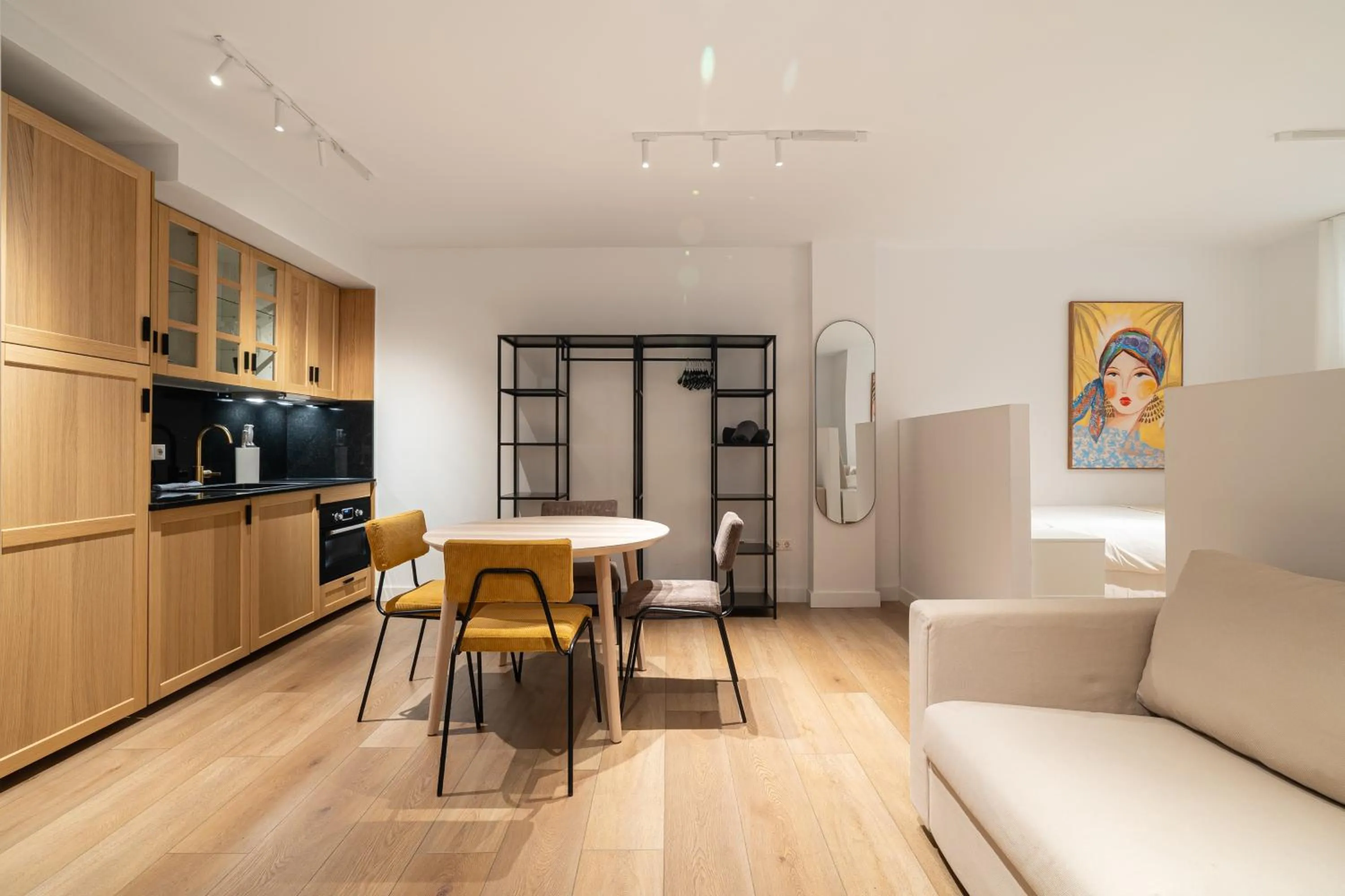 Kitchen or kitchenette in Holidays2Malaga Studios Juan de Mena